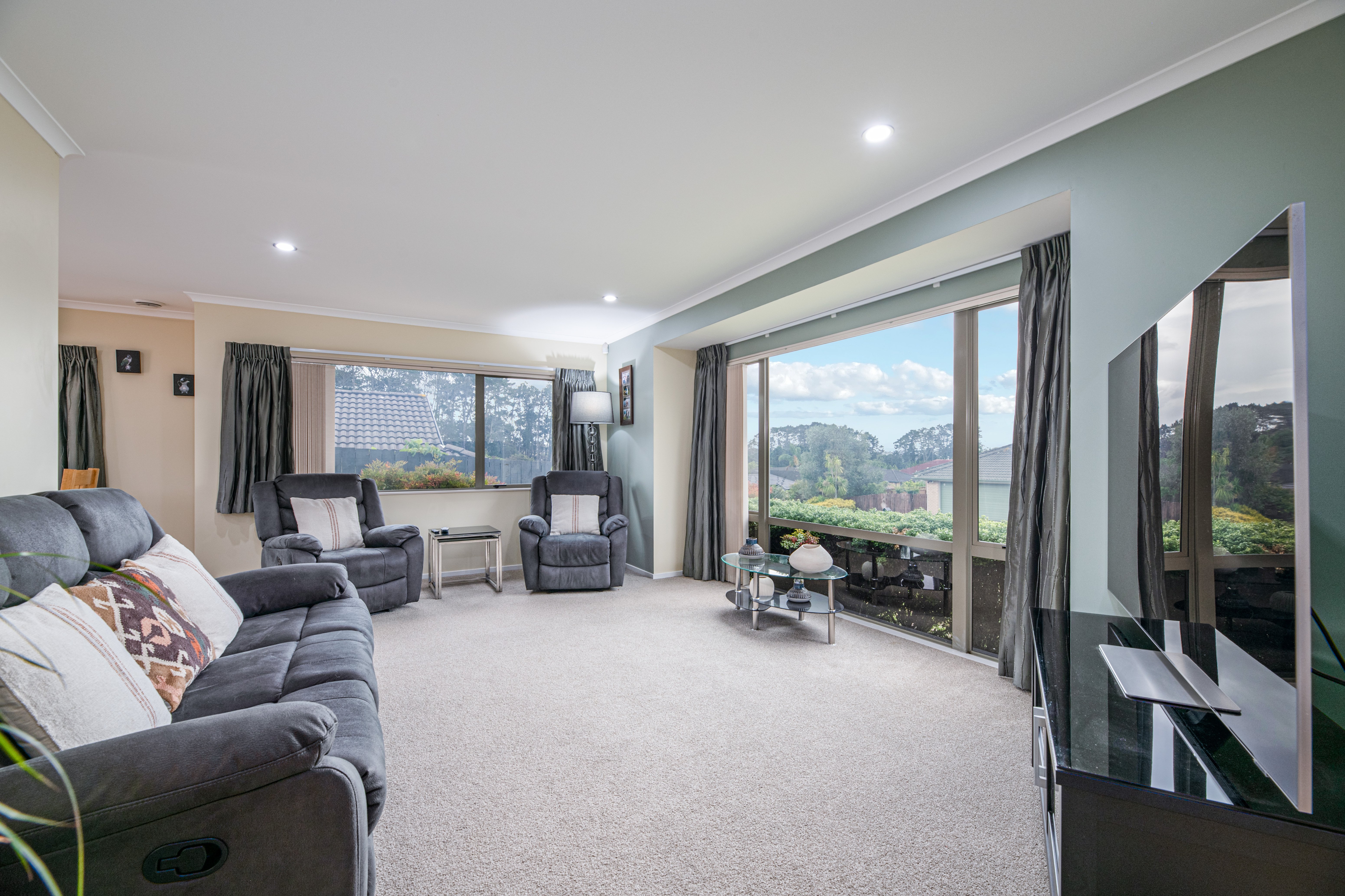 56 Highfields Terrace, Henderson, Waitakere City, 4 chambres, 2 salles de bain, House