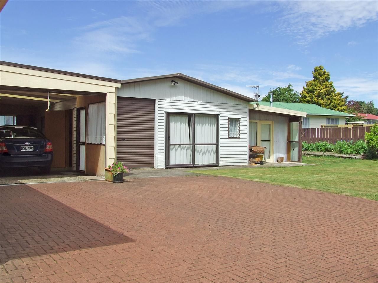 14 Sequoia Crescent, Owhata