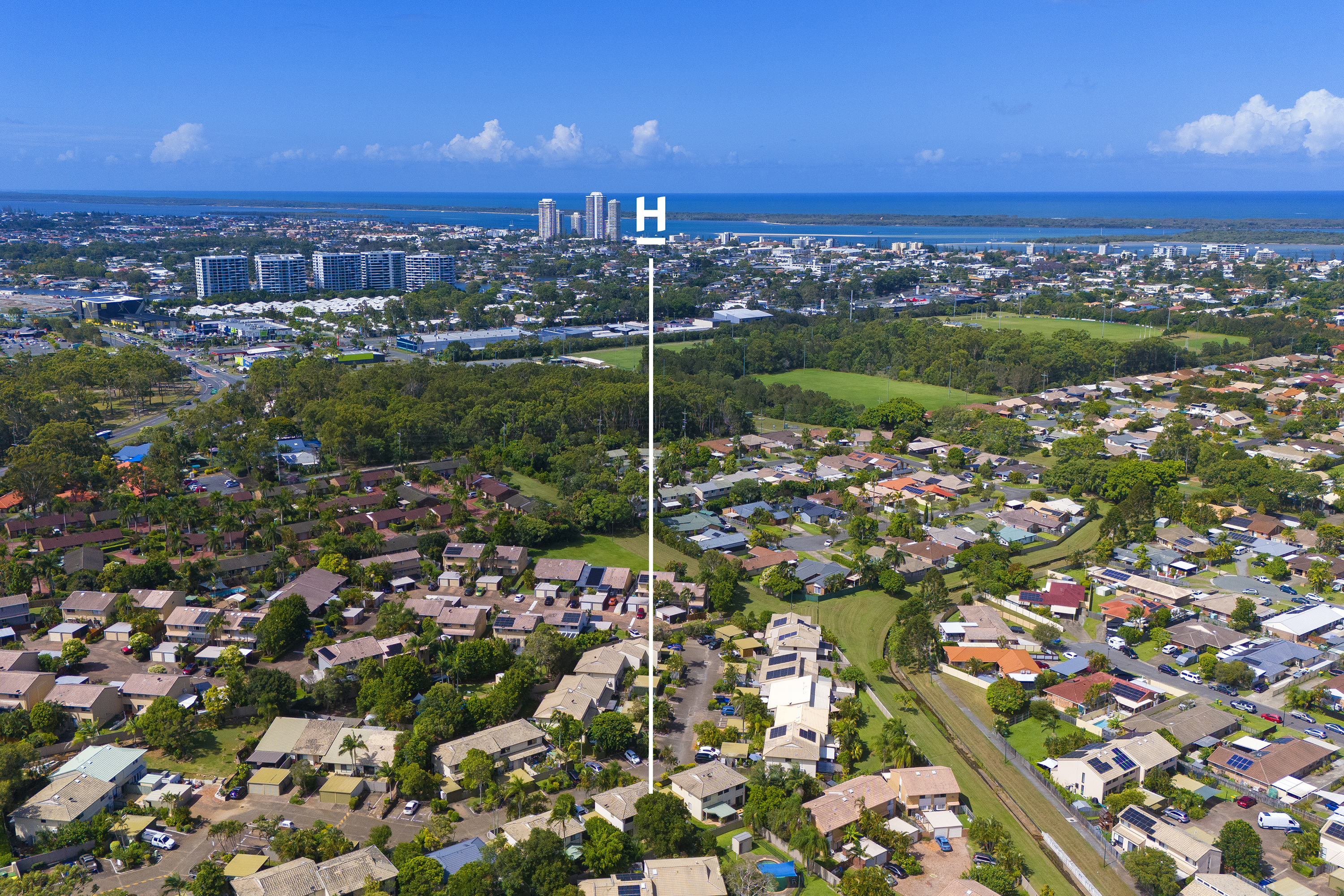 CHERWOOD LODGE 71 OLSEN AV, Labrador, Gold Coast, 0 rūma, 0 rūma horoi, Townhouse