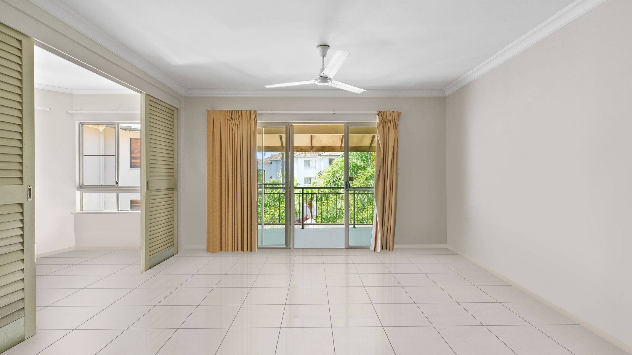2-10 GREENSLOPES ST, Cairns North, Cairns, 0 कमरे, 0 बाथरूम, Unit