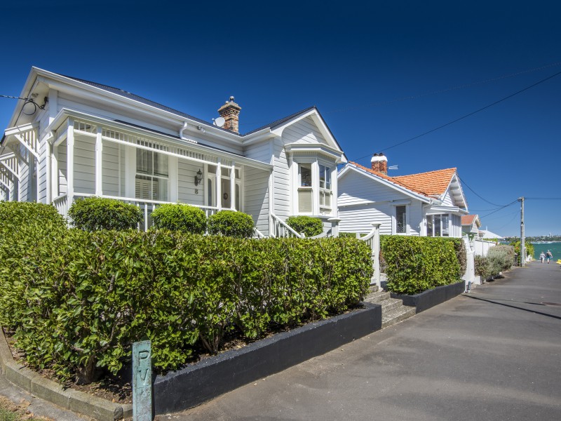 8 Cheltenham Road, Devonport