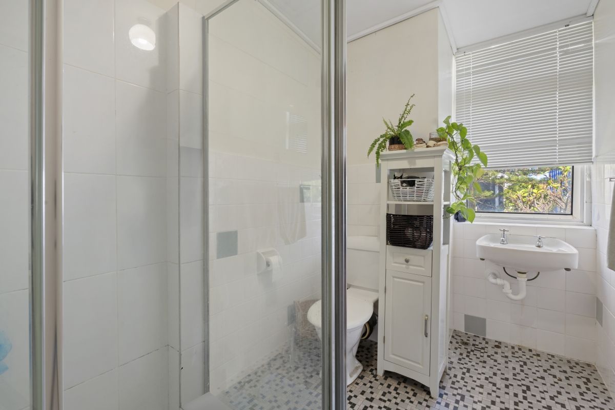 STURT LODGE UNIT 1 15-17 GEORGE AV, Broadbeach, Gold Coast, 0 રૂમ, 0 બાથરૂમ, Unit