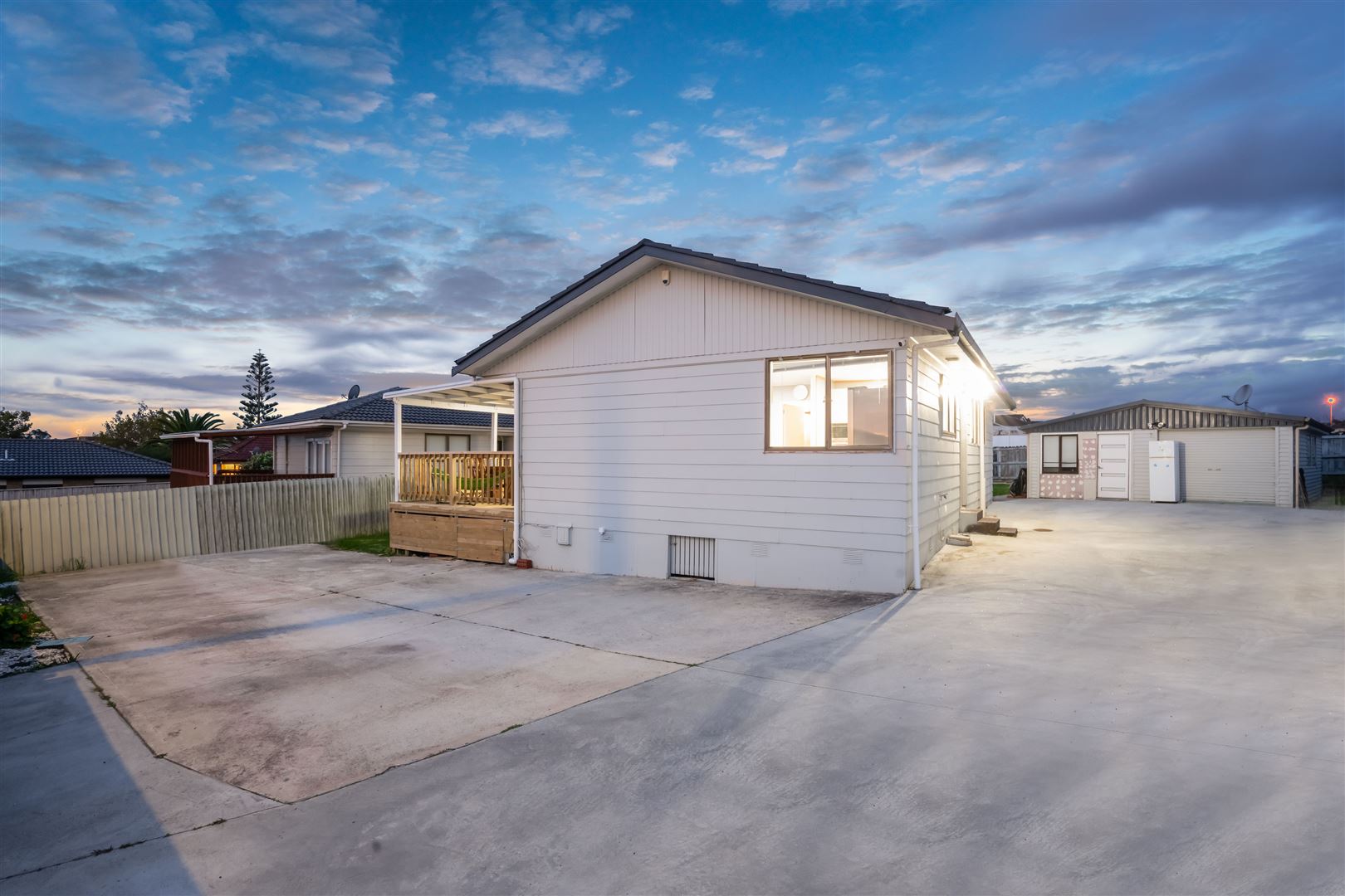 Residential  Mixed Housing Urban Zone