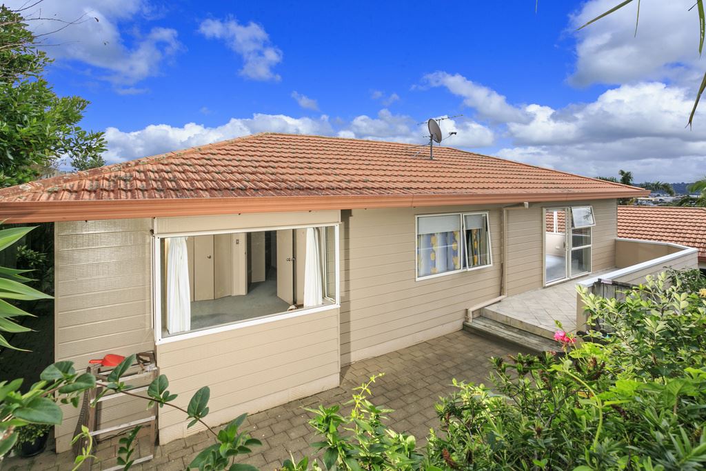2/22 Grenadine Place, Unsworth Heights, North Shore City, 3 રૂમ, 0 બાથરૂમ