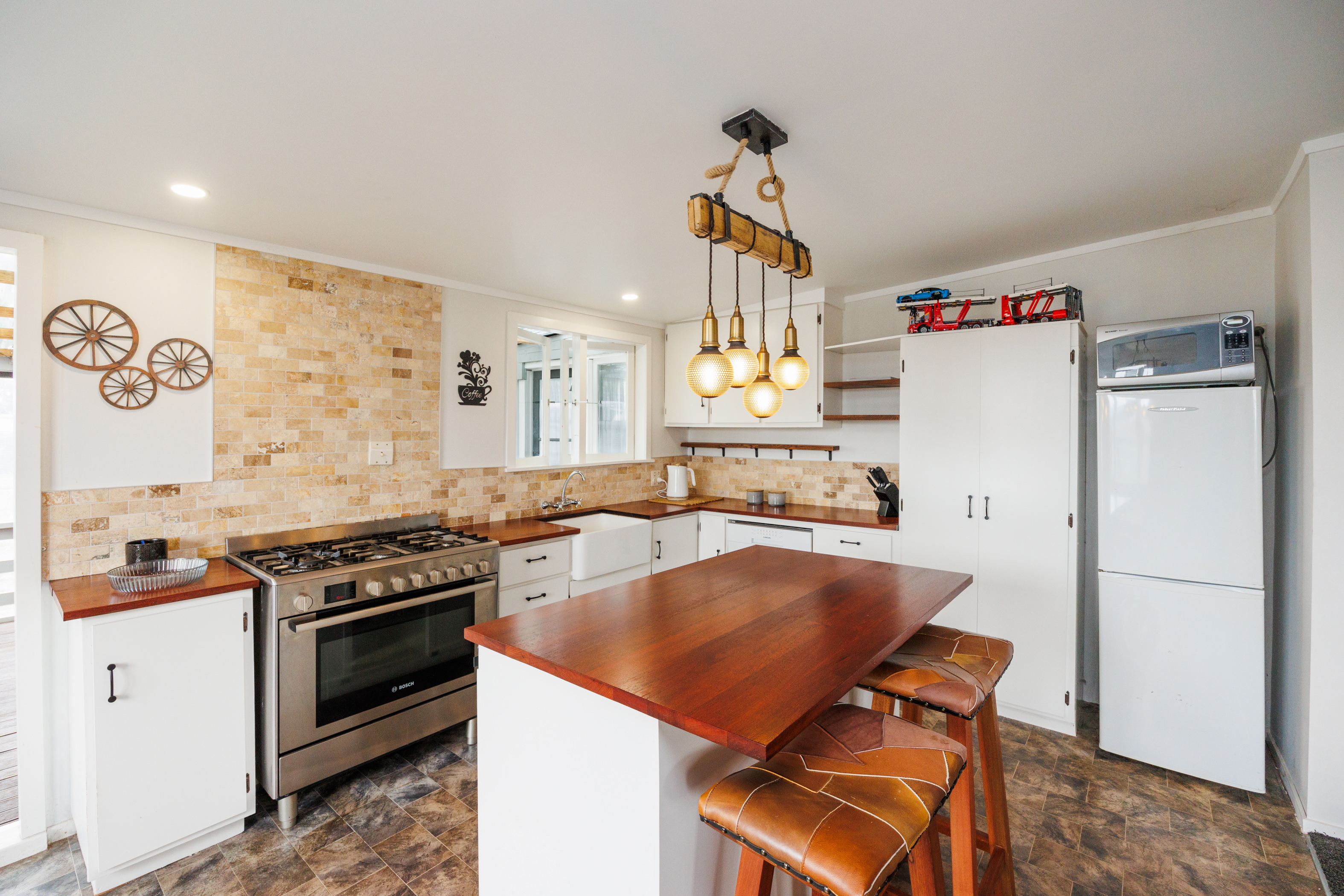 27 Punga Street, Tangimoana, Manawatu, 3 Bedrooms, 2 Bathrooms, Lifestyle Property