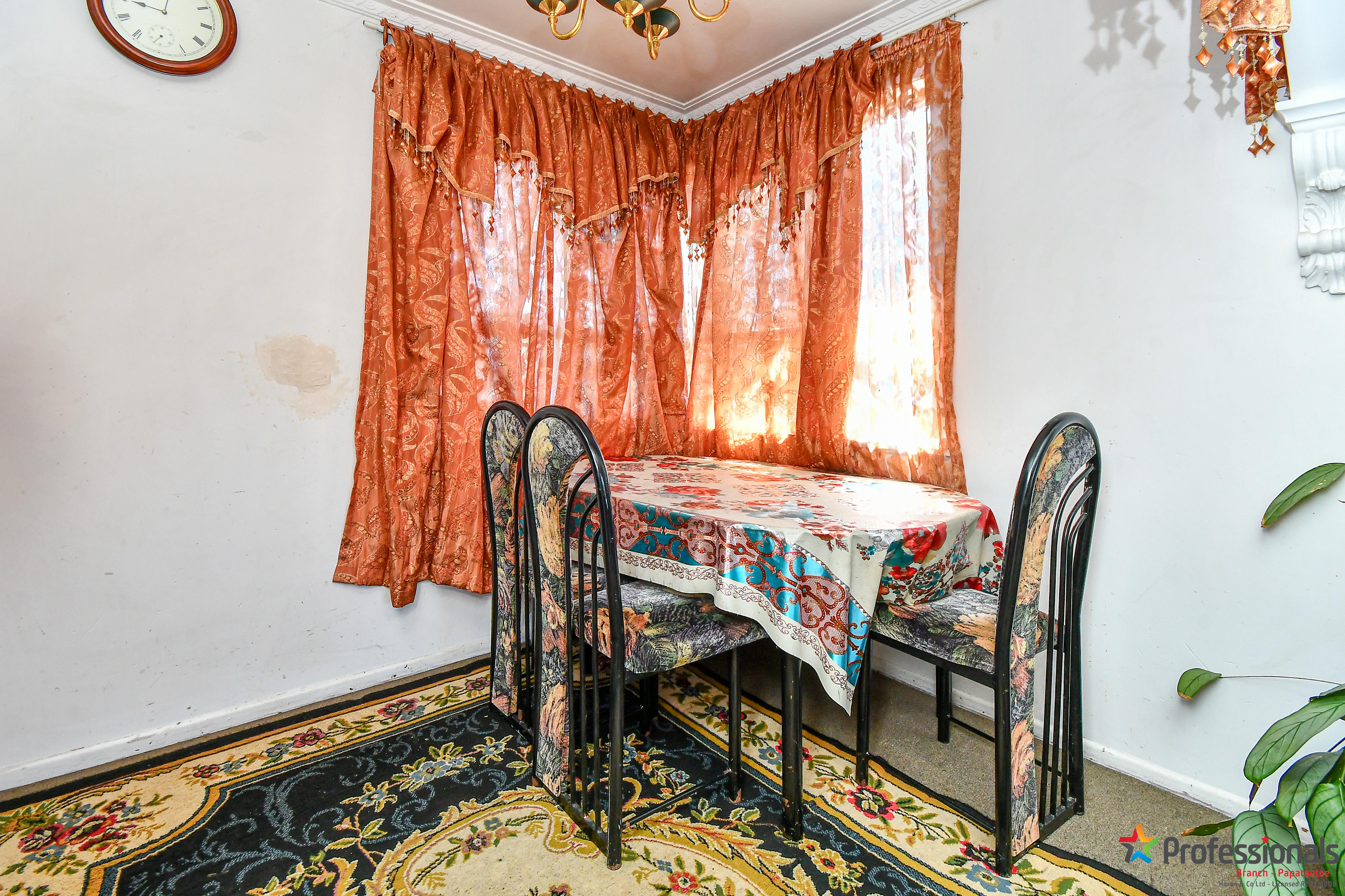 9 Cooper Crescent, Otara, Manukau City, 3 phòng ngủ, 1 phòng tắm, House