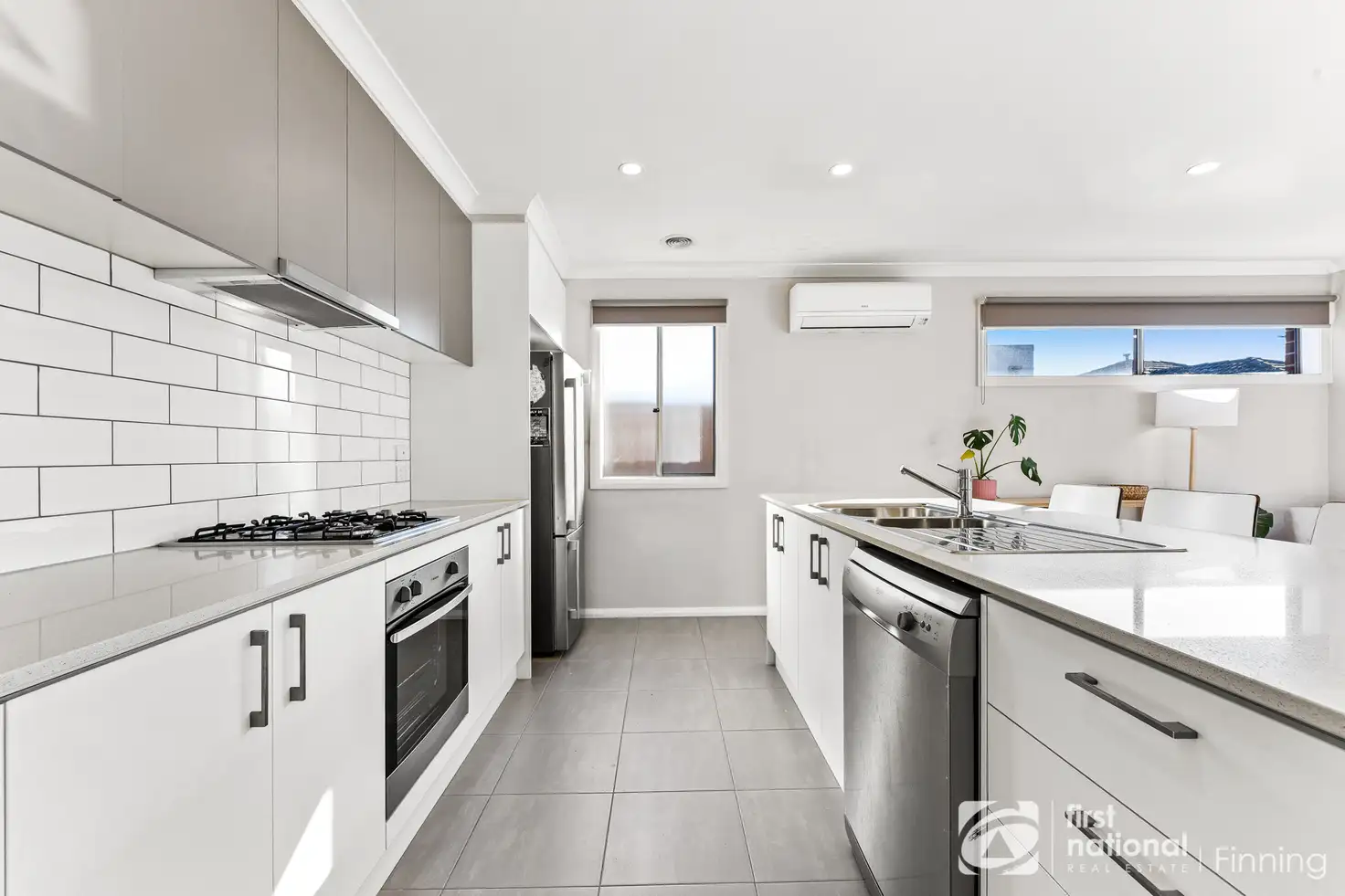 Unit 2/6-8 WALTER STREET, CRANBOURNE, 0 phòng ngủ, 0 phòng tắm, Unit