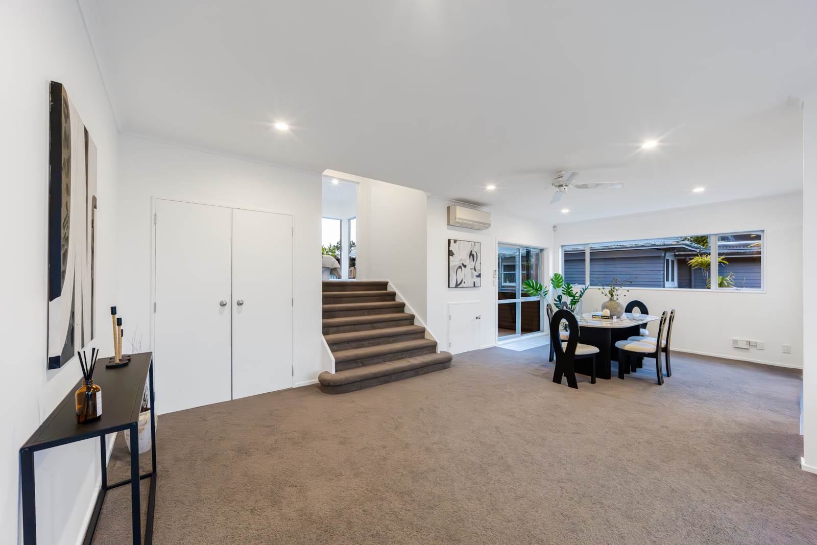 19 Peter Terrace, Castor Bay, Auckland - North Shore, 5房, 3浴, House