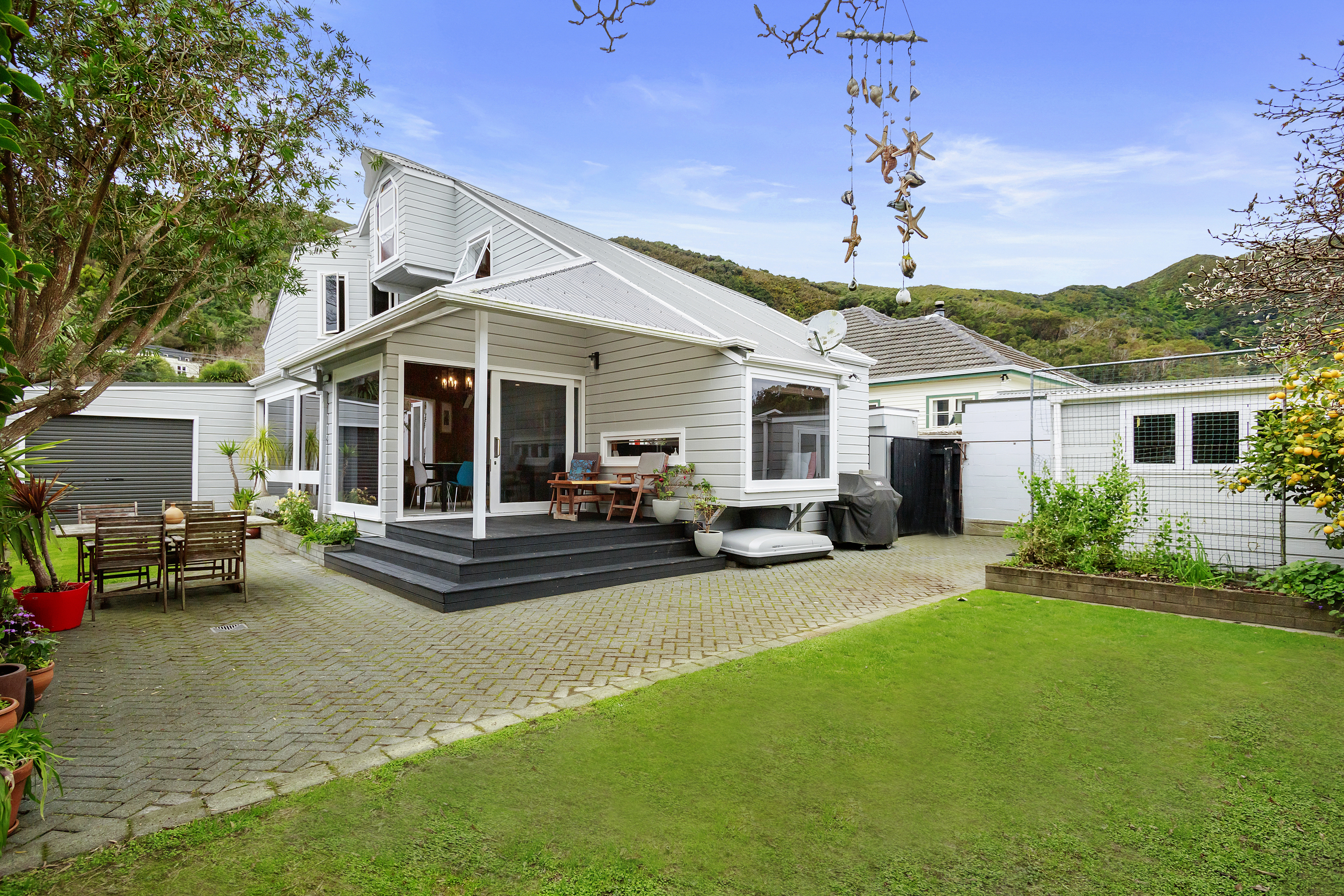 64 Wyndrum Avenue, Waterloo, Lower Hutt, 4 Kuwarto, 2 Banyo, House