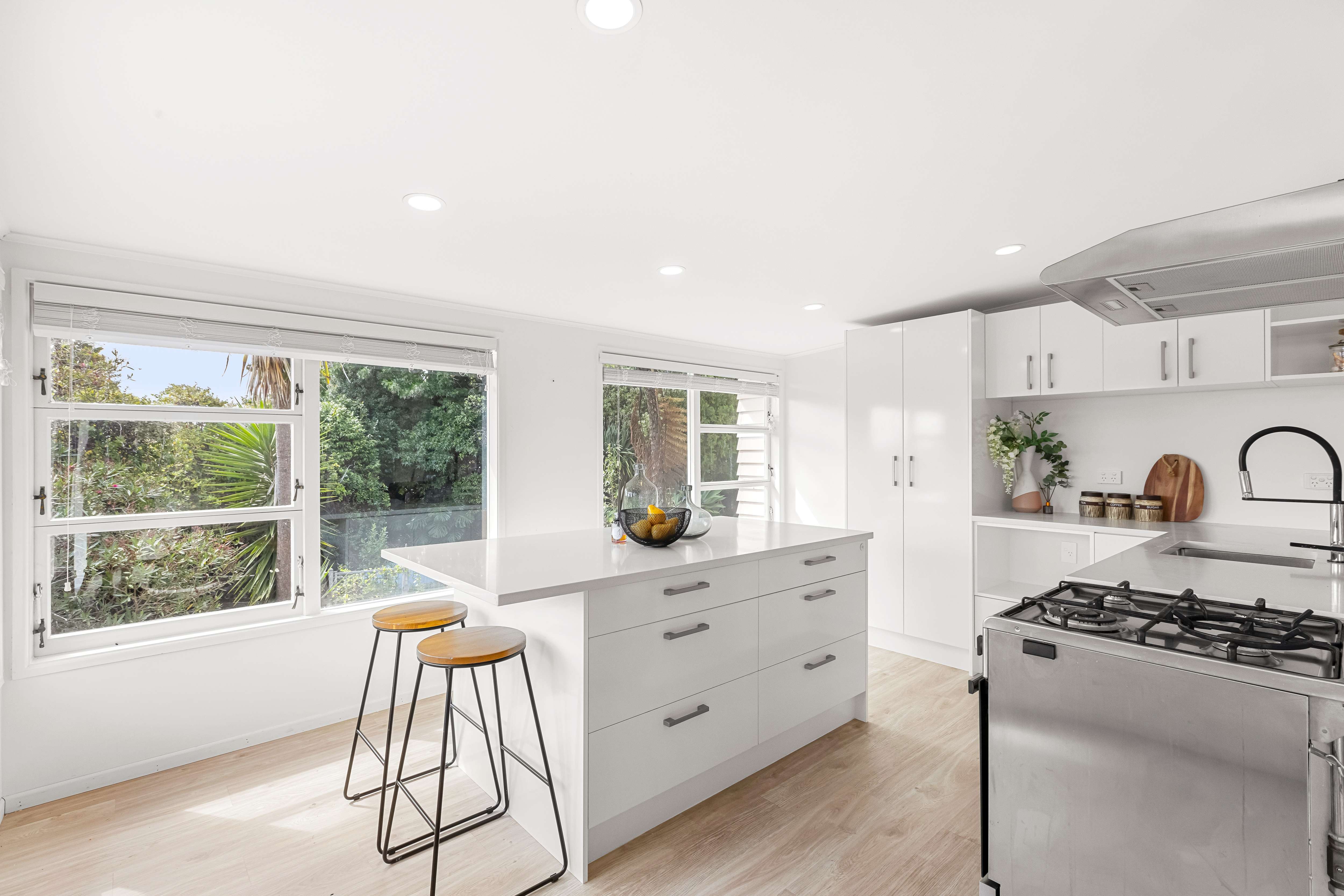 41 Hatherlow Street, Glenfield, North Shore City, 4 Bedrooms, 2 Bathrooms, House