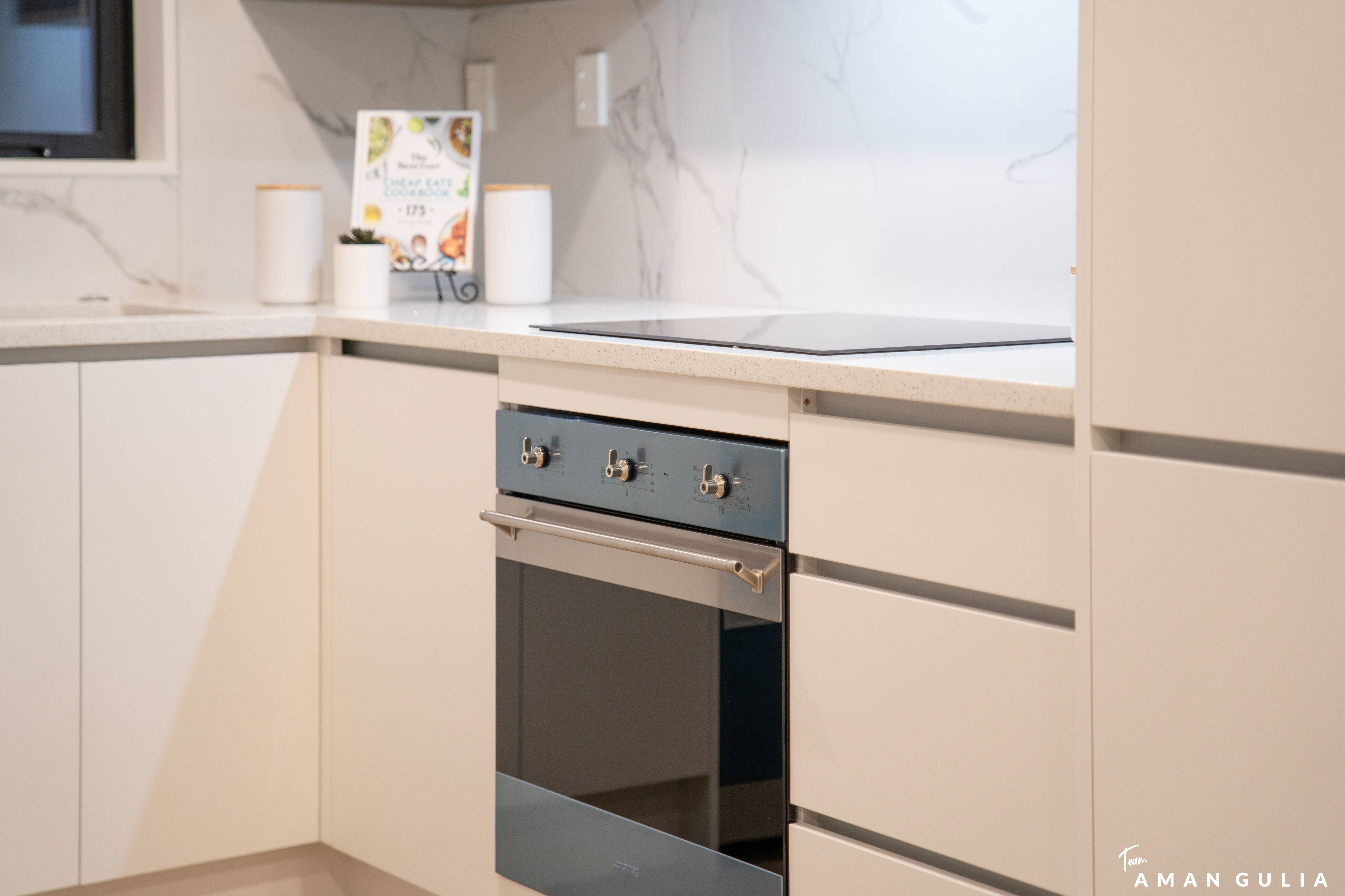 8d Butterworth Drive, Glendene, Waitakere City, 3部屋, 3バスルーム, Townhouse