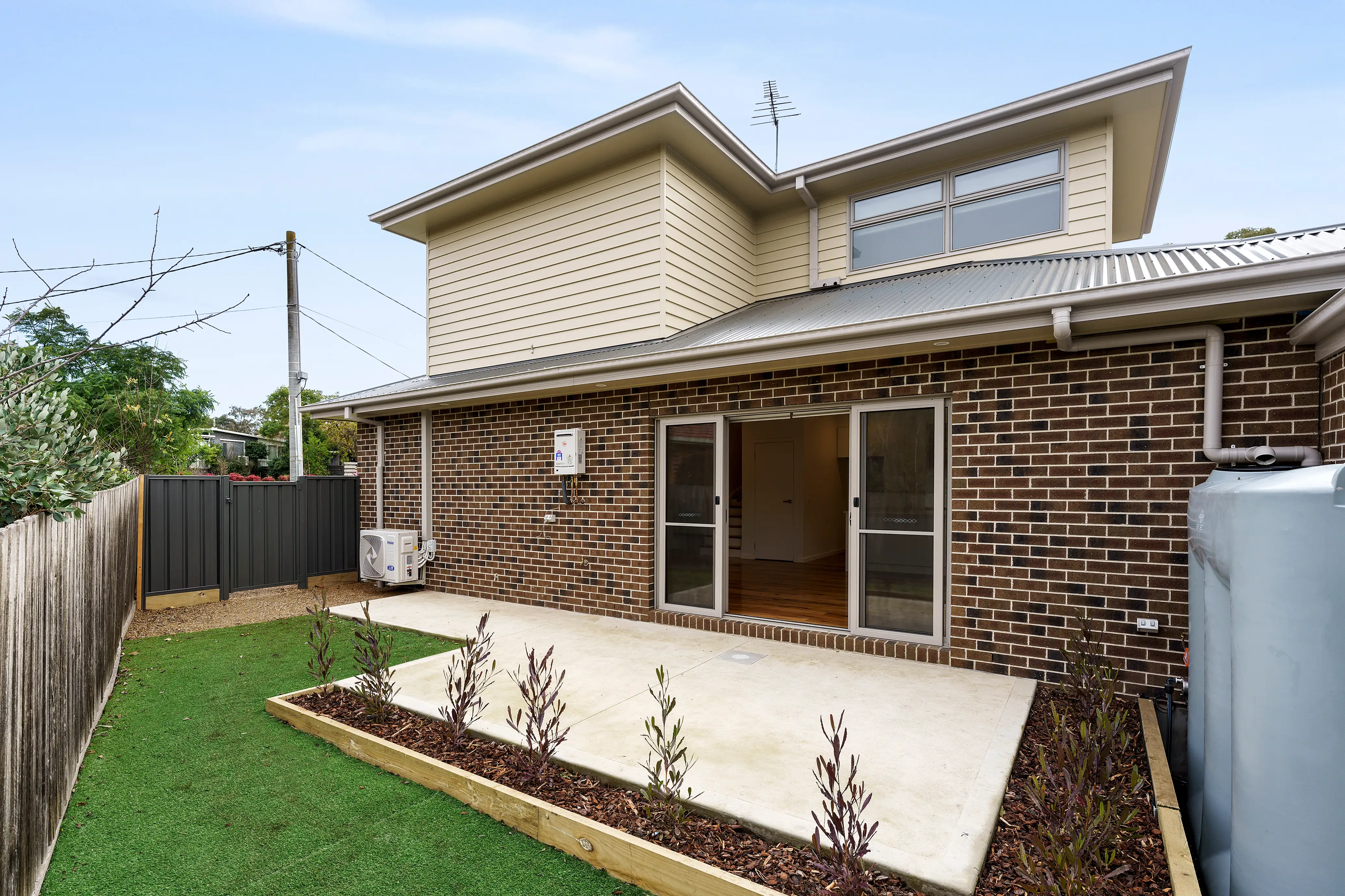 UNIT 1 13 CASEY AV, Sunbury, Western Region, 0房, 0浴, Townhouse