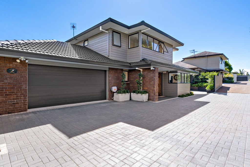 Residential  Mixed Housing Urban Zone