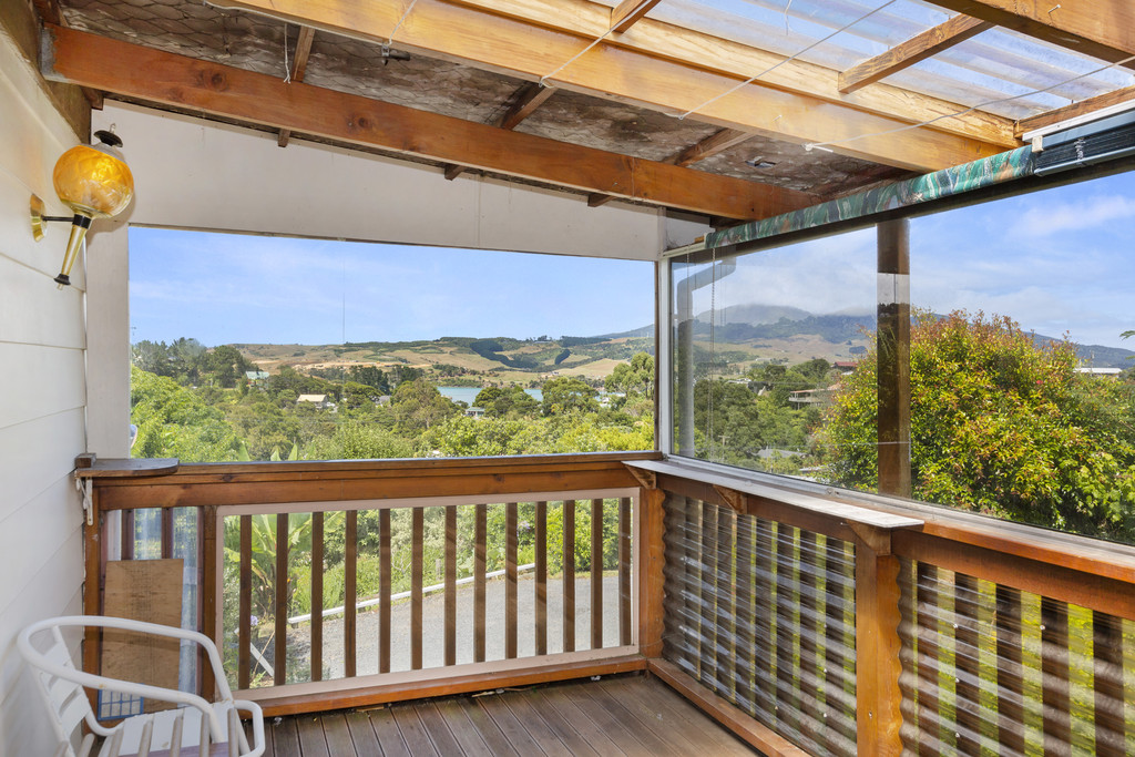 2 East Street, Raglan, Waikato, 2 Bedrooms, 1 Bathrooms