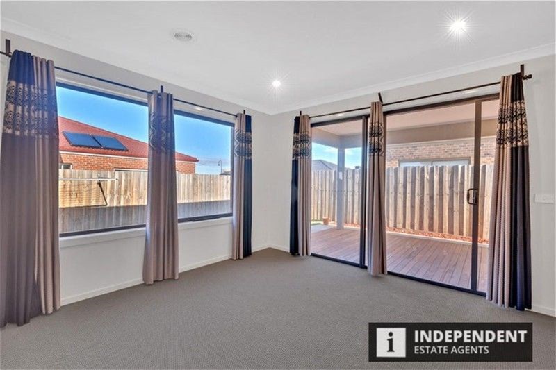 106 LONG FOREST AV, Harkness, North West Melbourne, 0房, 0浴, House