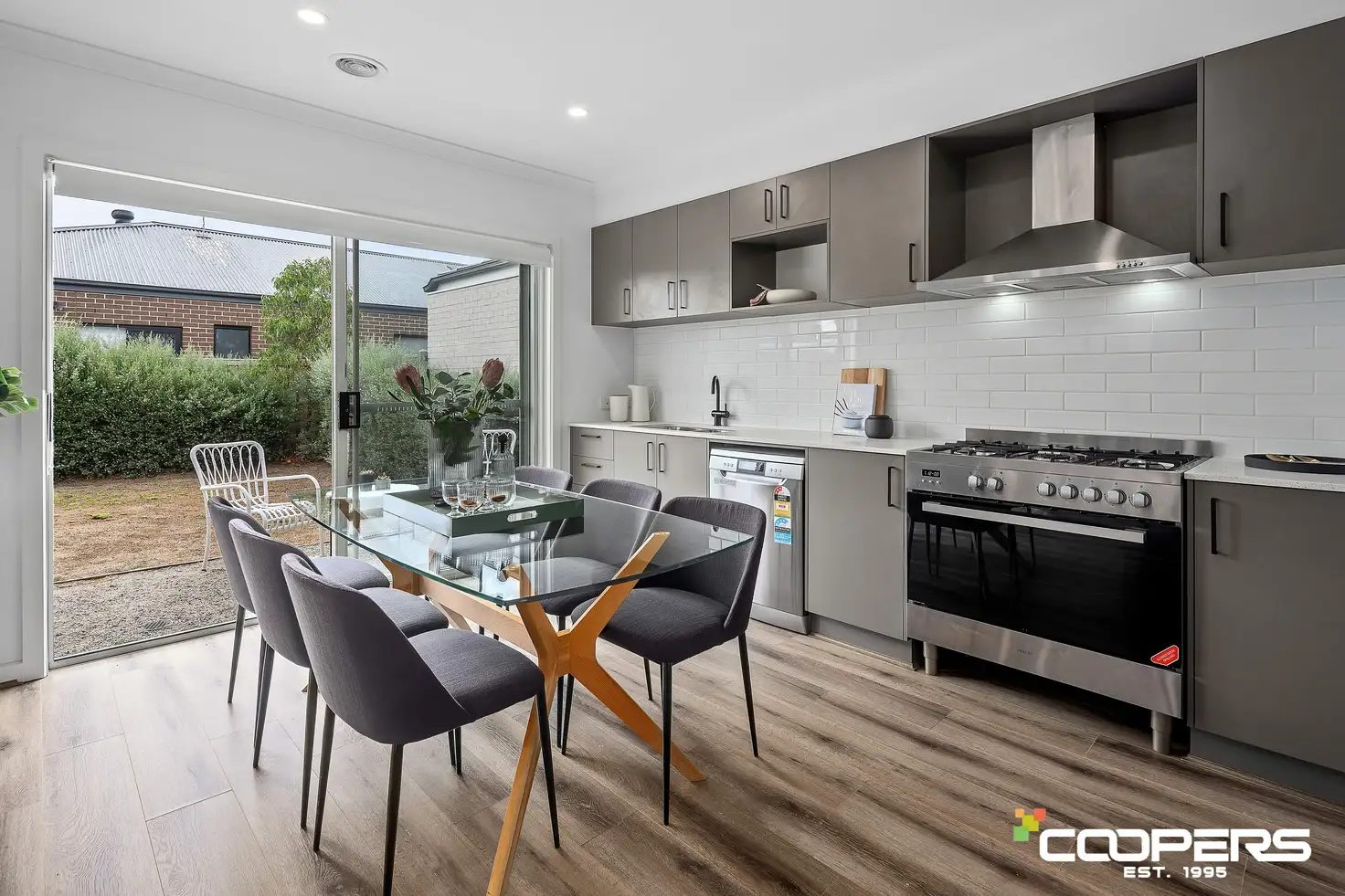 27 GRAZING RD, Weir Views, North West Melbourne, 0房, 0浴, House