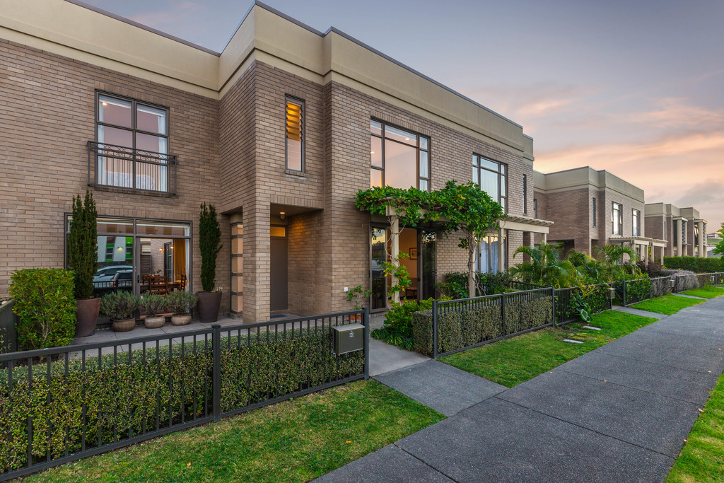 Residential  Mixed Housing Urban Zone