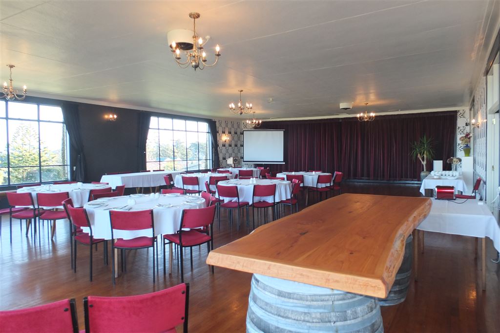 140 Perth Street, Oamaru, Waitaki, 4 ਕਮਰੇ, 2 ਬਾਥਰੂਮ
