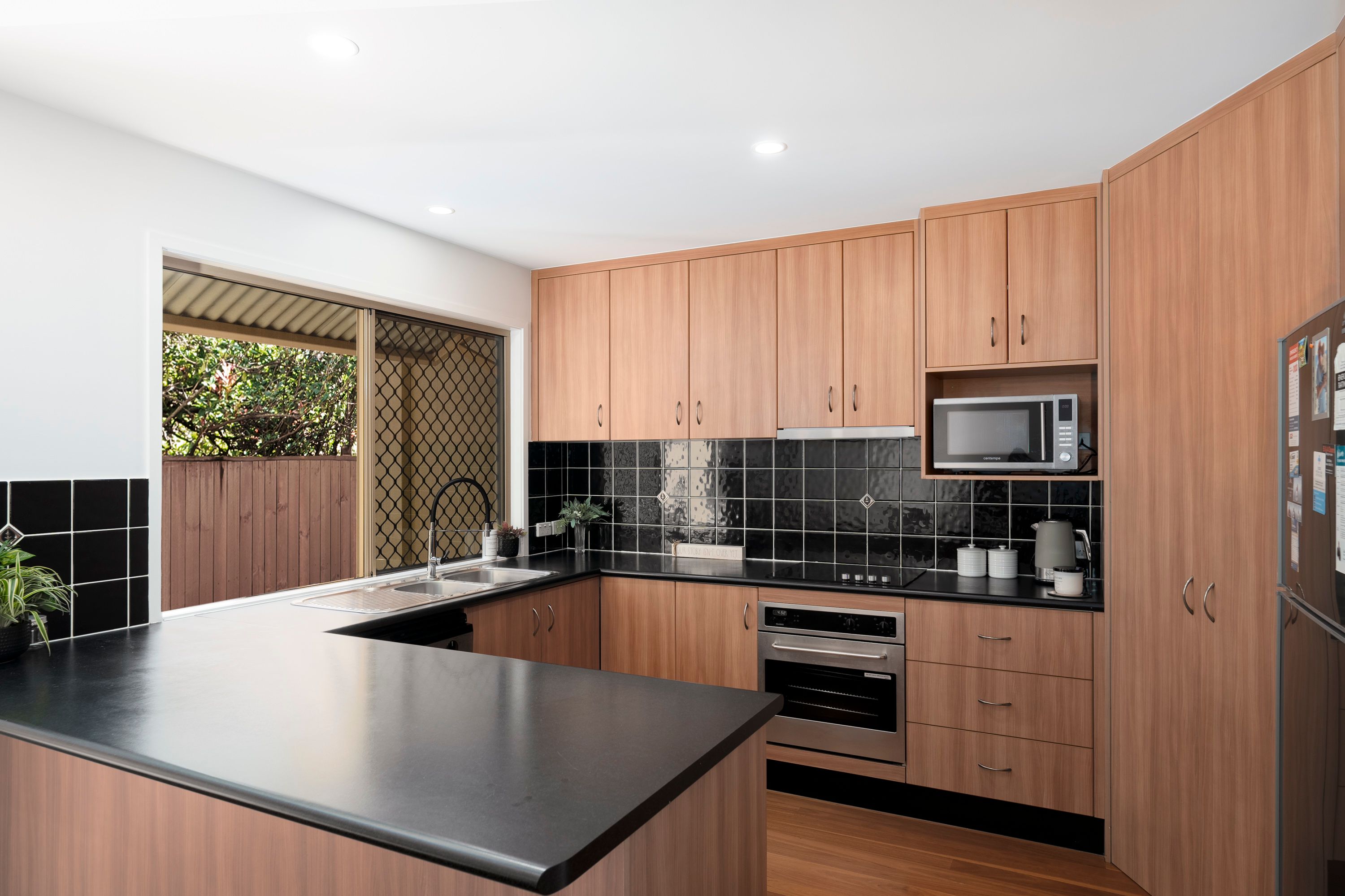 UNIT 2 11 WINTON TCE, Varsity Lakes, Gold Coast, 0 ห้องนอน, 0 ห้องน้ำ, Townhouse
