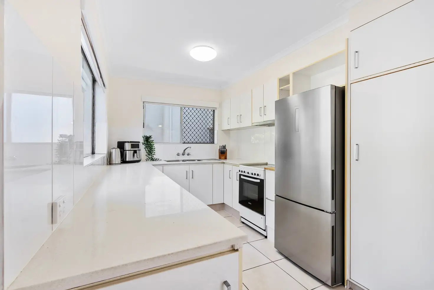 UNIT 1 9 MONACO ST, Surfers Paradise, Gold Coast, 0 Schlafzimmer, 0 Badezimmer, Unit