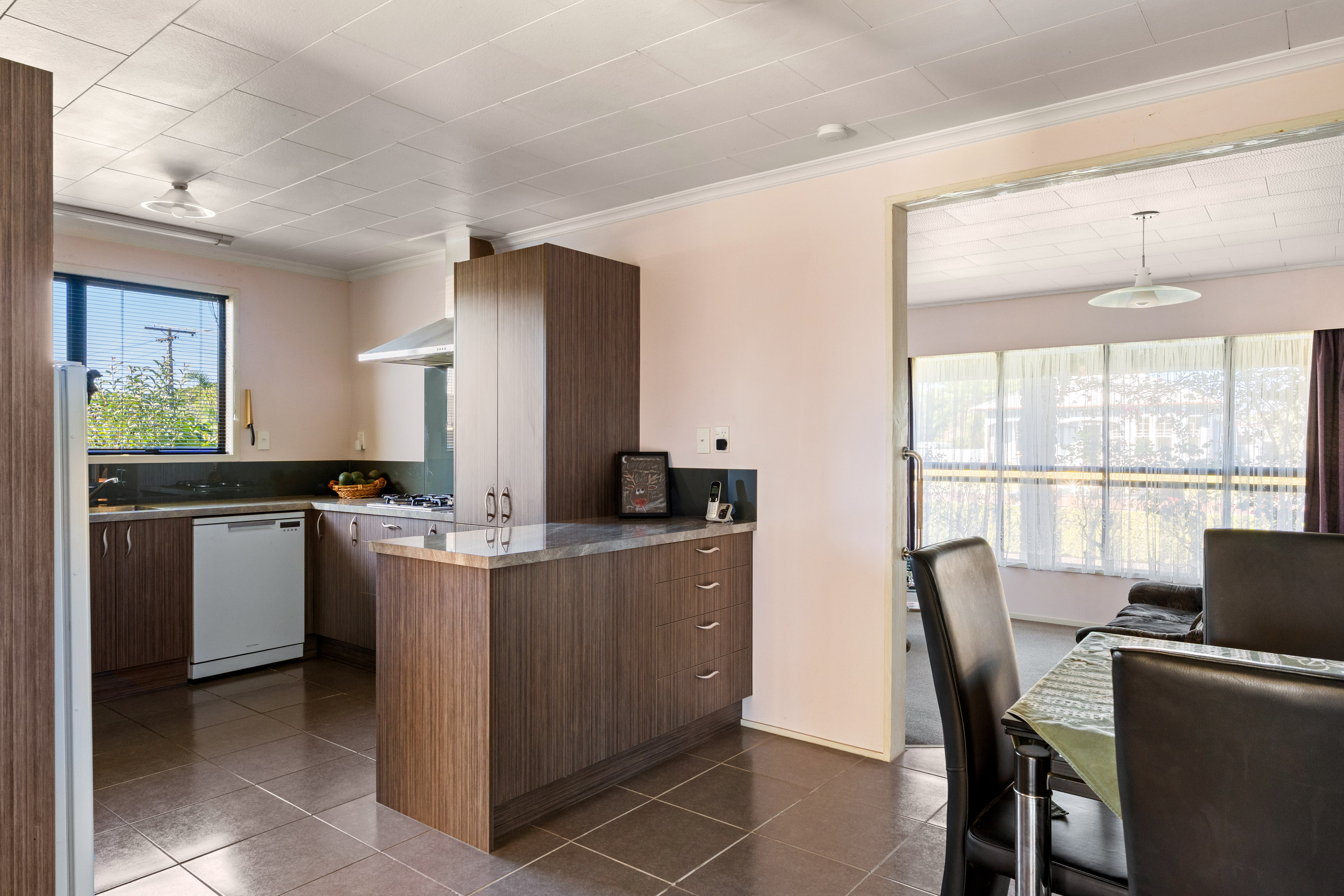 15 Haldane Street, Elgin, Gisborne, 3 ਕਮਰੇ, 1 ਬਾਥਰੂਮ, House