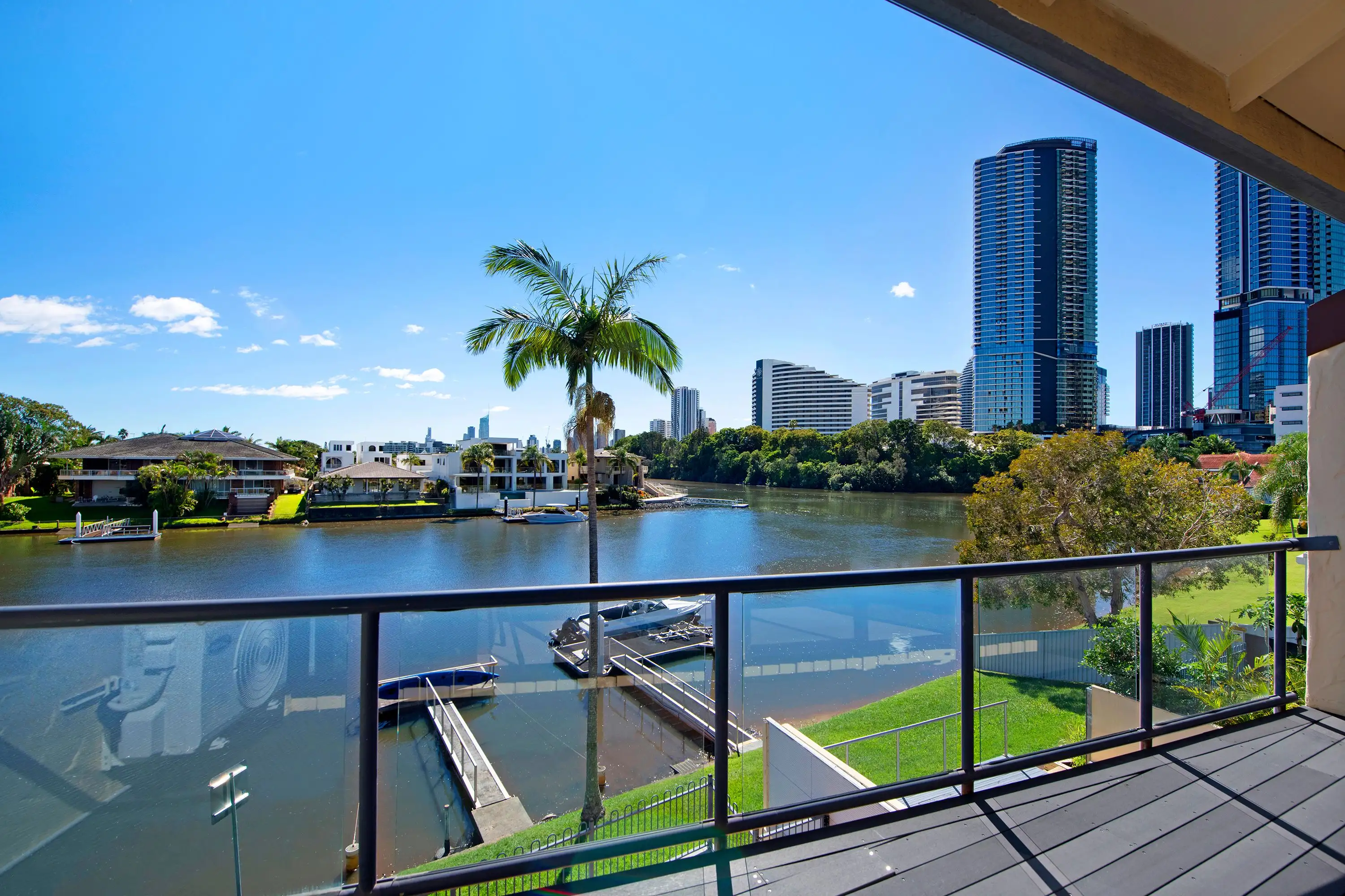 UNIT 2 23 HOOKER BVD, Broadbeach Waters, Gold Coast, 0部屋, 0バスルーム, Townhouse