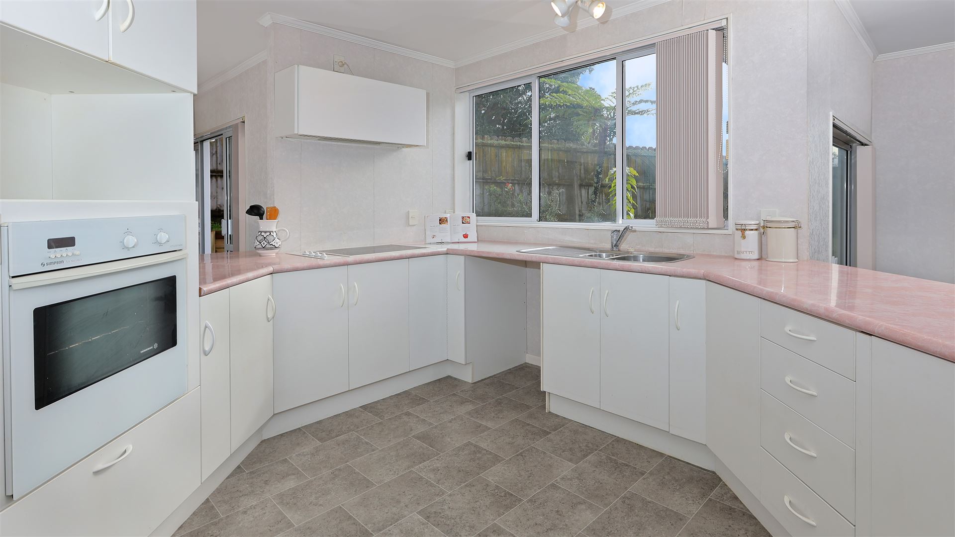 3 Heversham Place, Glendene, Waitakere City, 3 ਕਮਰੇ, 0 ਬਾਥਰੂਮ