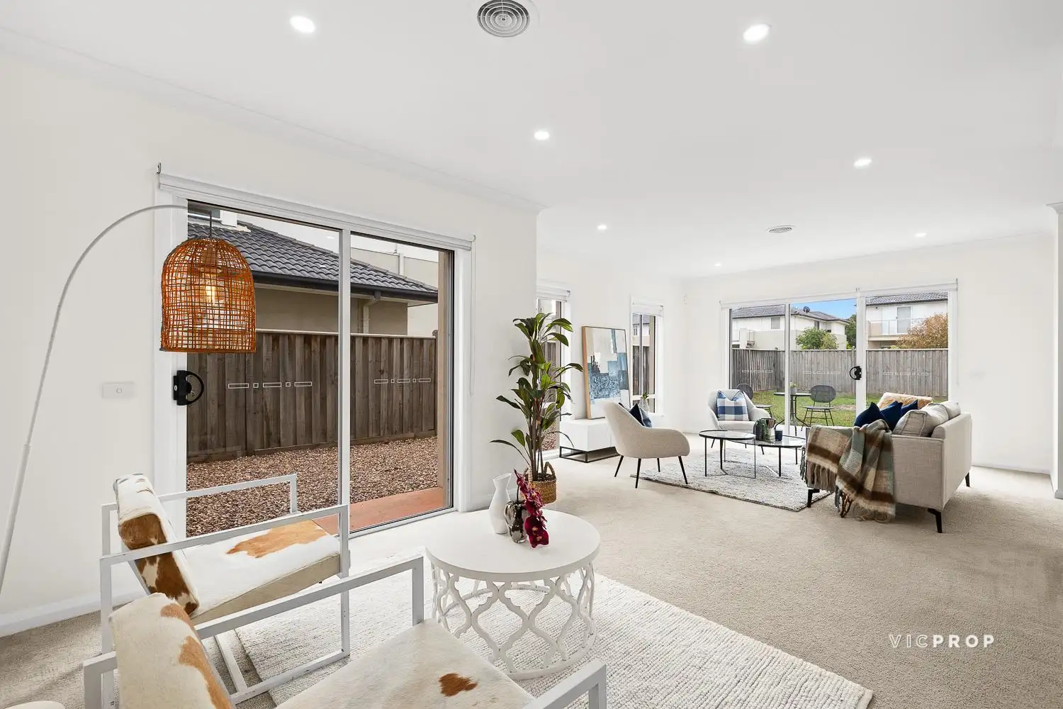 16 MONTCLAIR ST, Point Cook, South West Melbourne, 0 Kuwarto, 0 Banyo, House