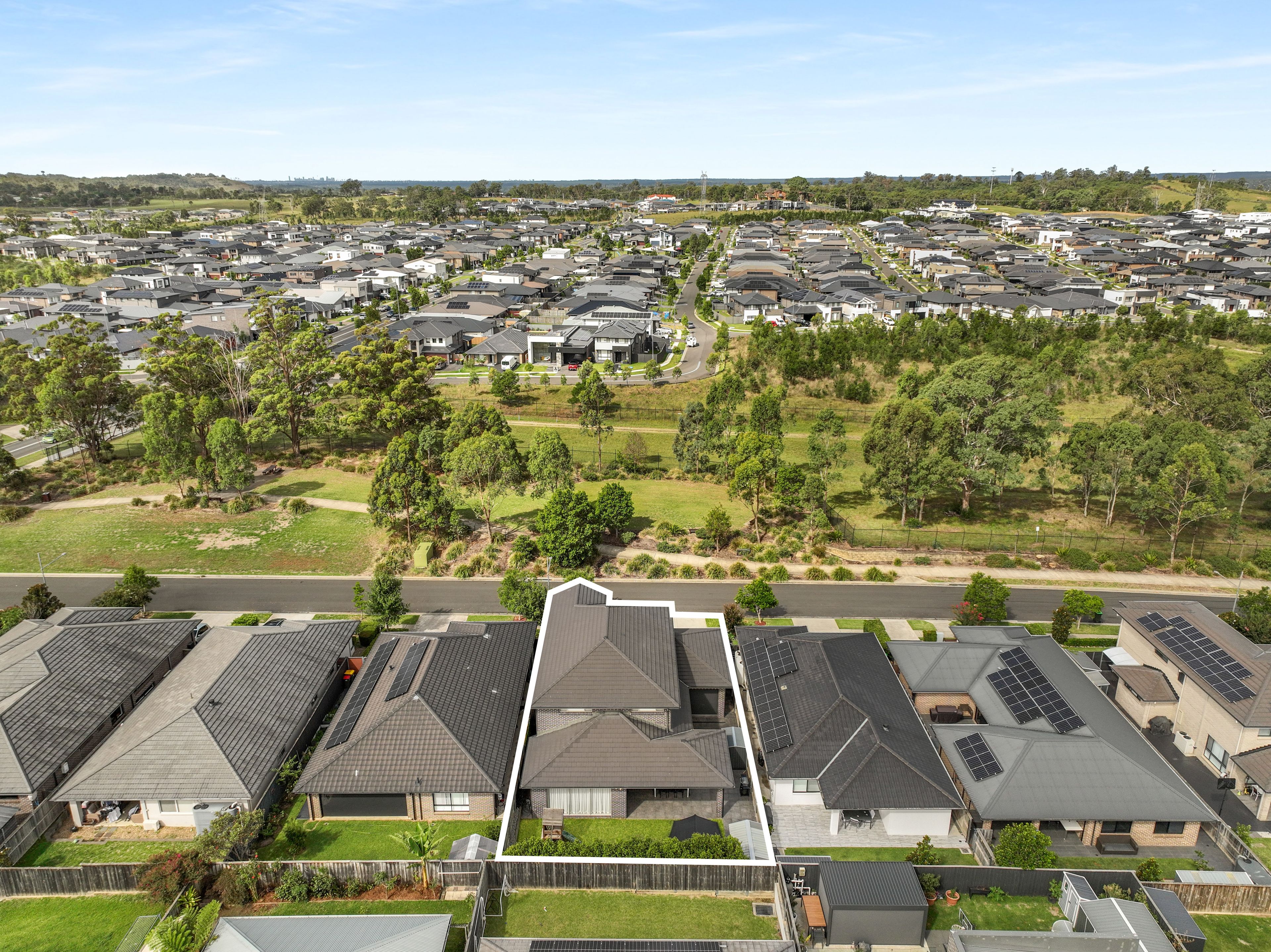 55 AMBERLEY ST, Gledswood Hills, Macarthur Region, 0 phòng ngủ, 0 phòng tắm, House