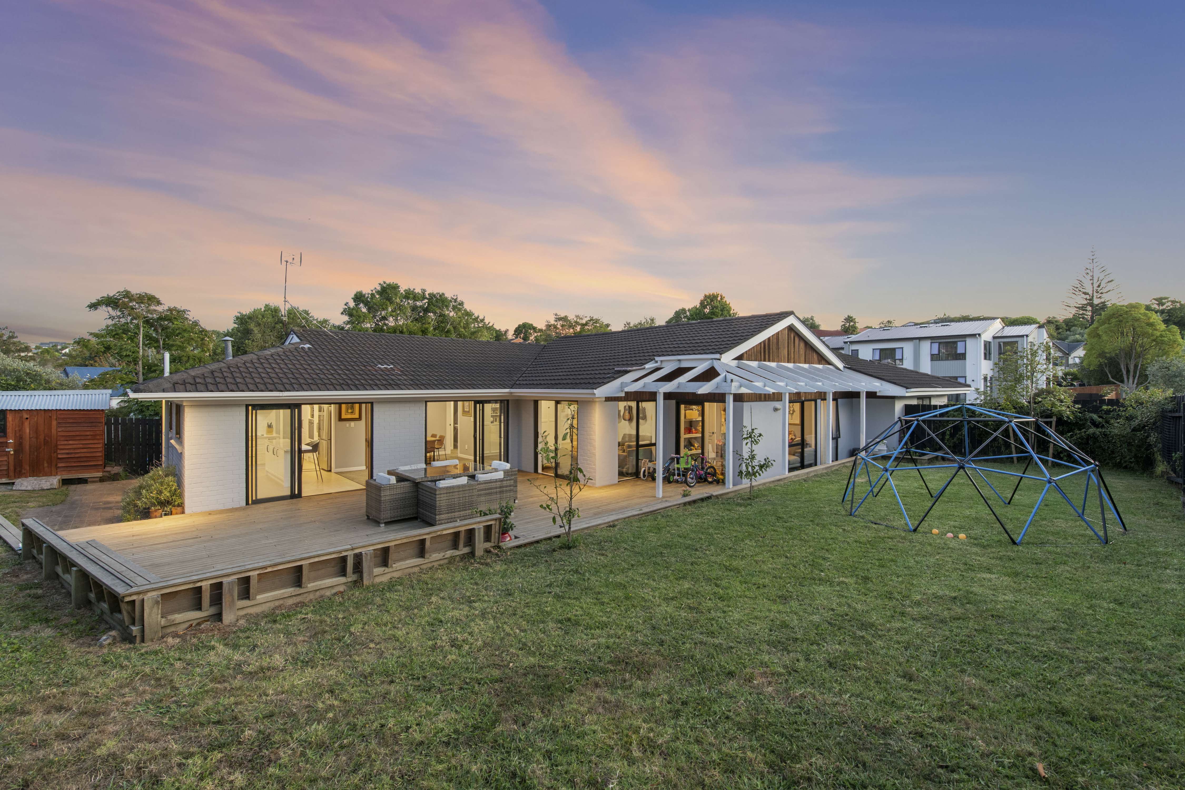 1 Celina Place, Browns Bay, North Shore City, 5 ਕਮਰੇ, 2 ਬਾਥਰੂਮ, House