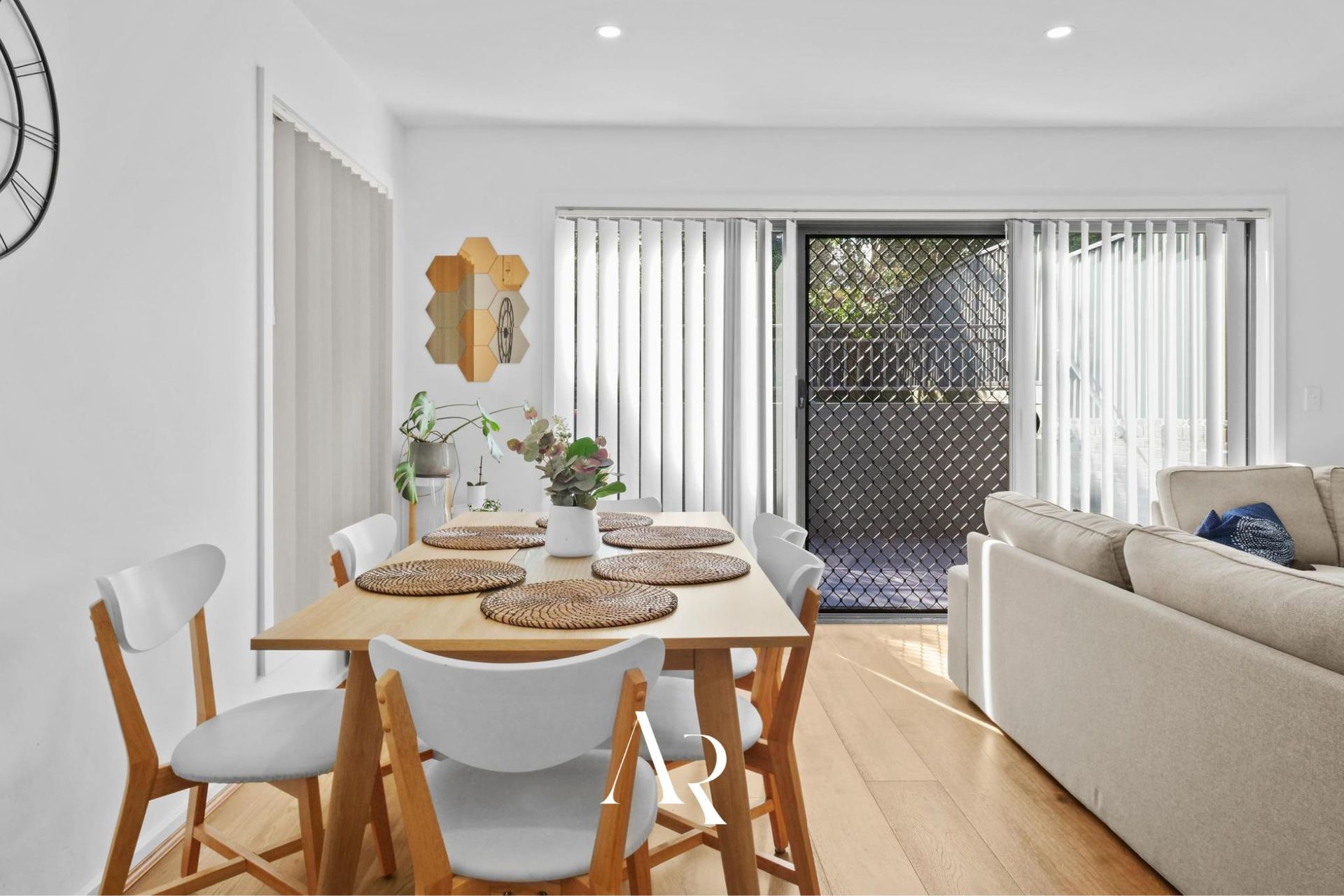UNIT 4 12 ZUTTION AV, Beverly Hills, South Western Suburbs, 0 Schlafzimmer, 0 Badezimmer, Townhouse