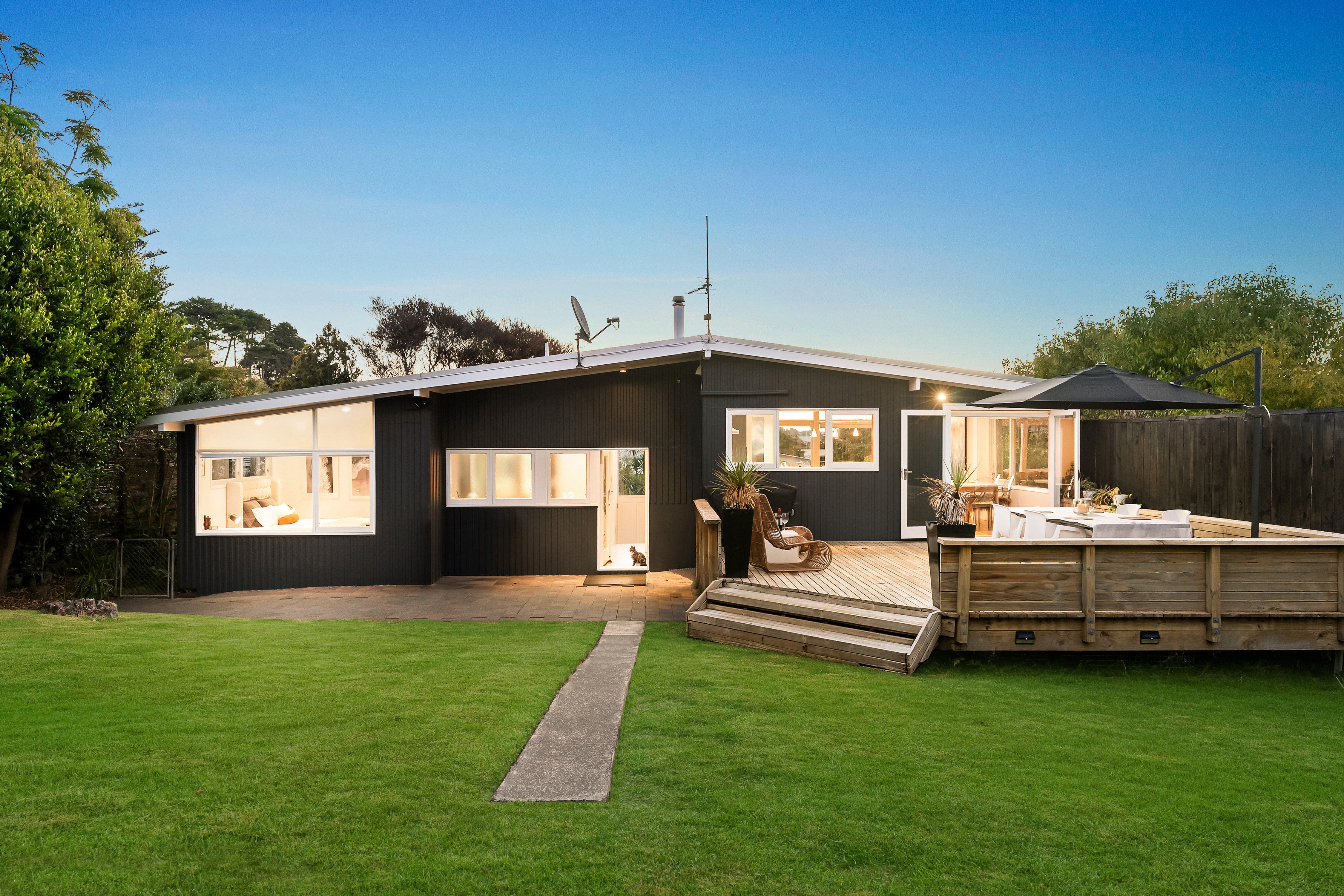 23 Blakeborough Drive, Forrest Hill, North Shore City, 3部屋, 1バスルーム, House
