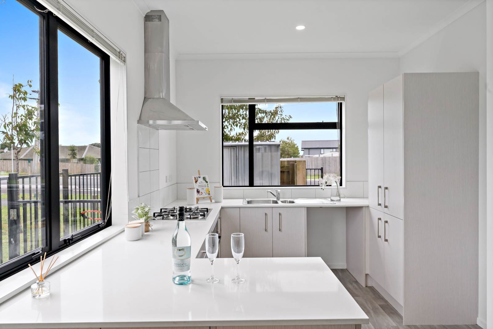 73a Taniwha Street, Waiotaiki Bay, Auckland City, 4房, 2浴, Townhouse