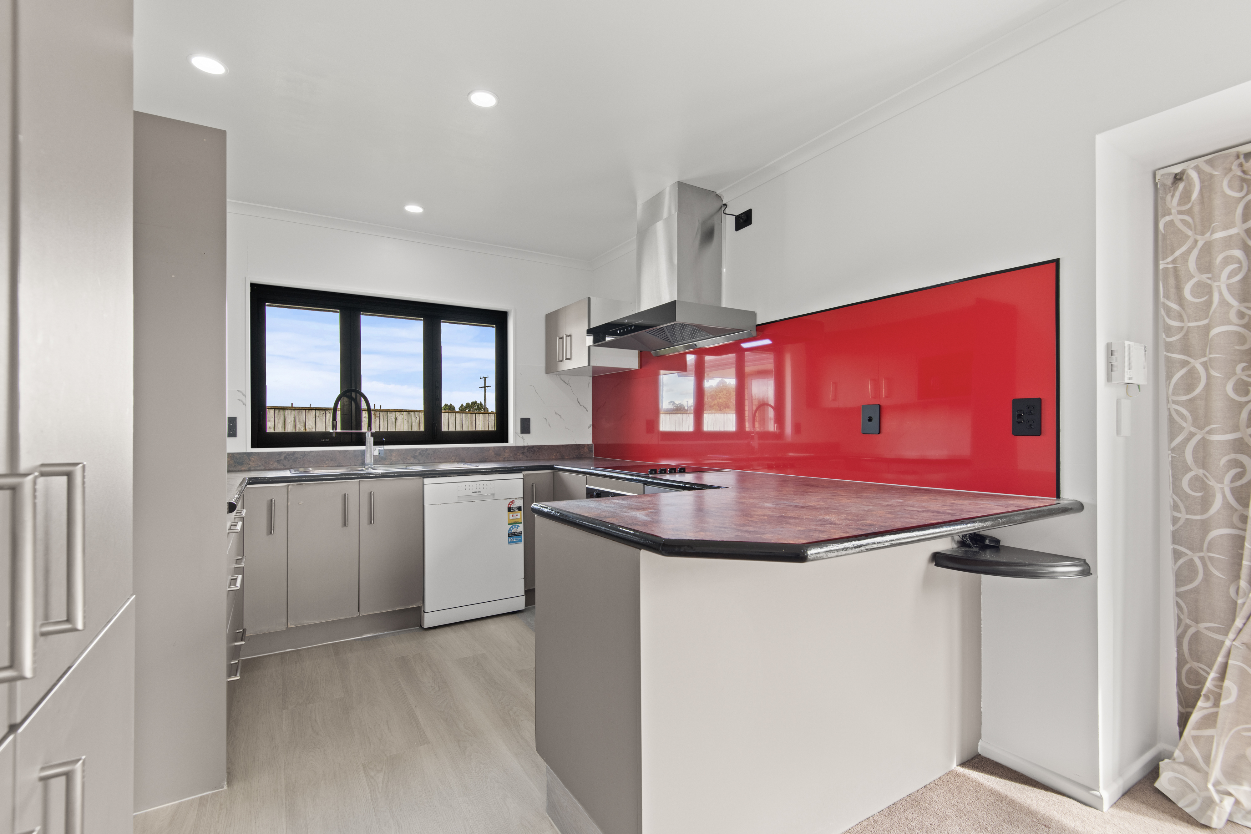9 Alpine Grove, Kelvin Grove, Palmerston North City, 3房, 2浴, House
