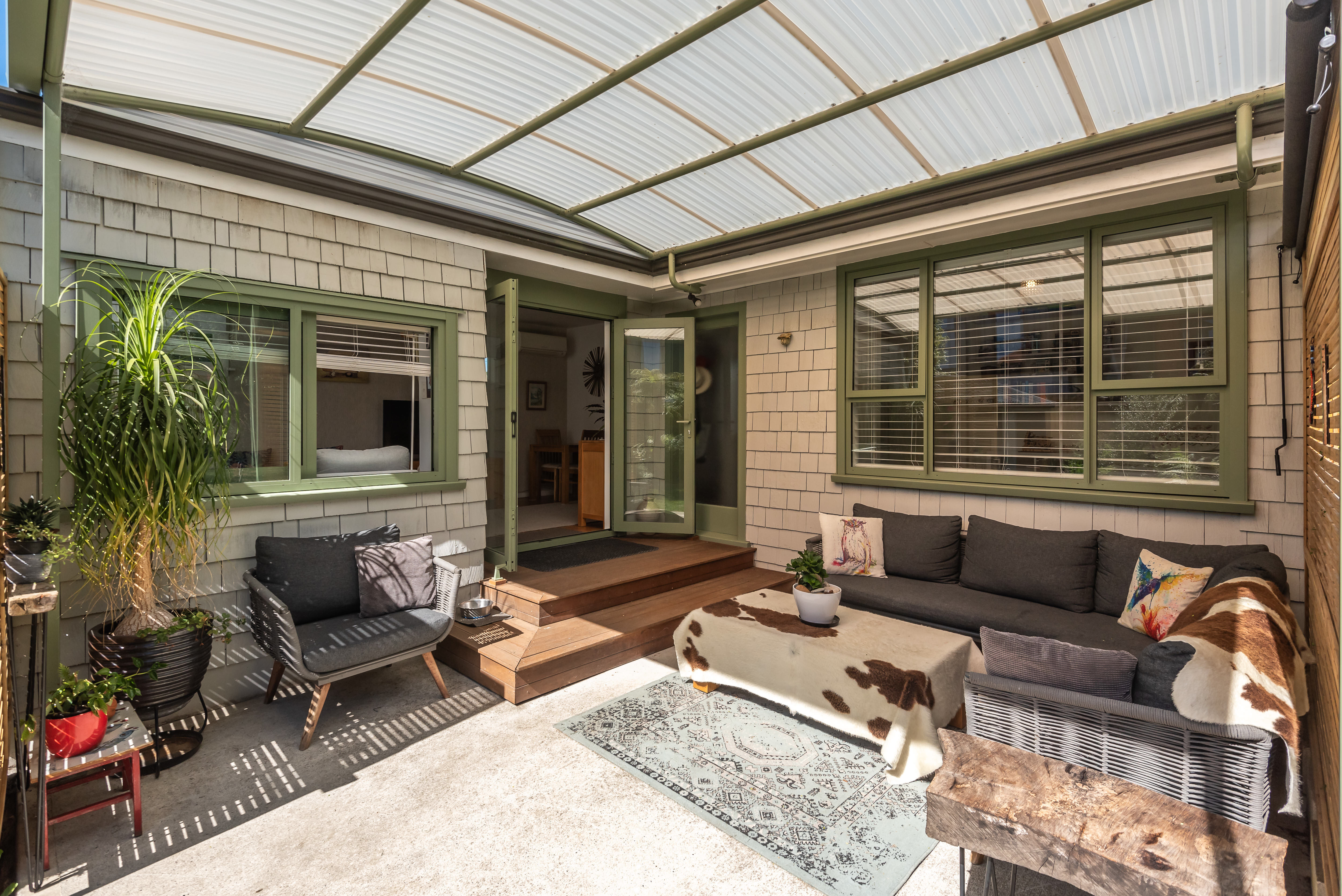 81 Edward Avenue, Edgeware