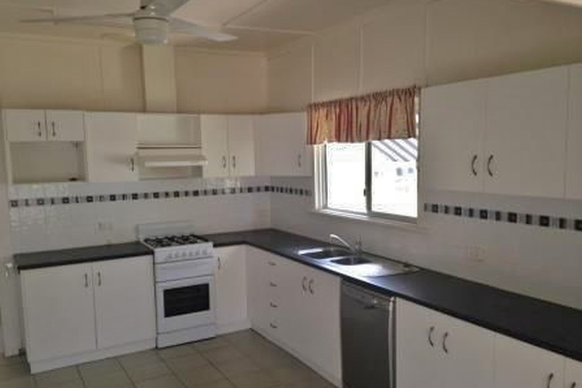 10 HIGGINBOTHAM ST, Dalby, Darling Downs, 0 Bedrooms, 0 Bathrooms, House