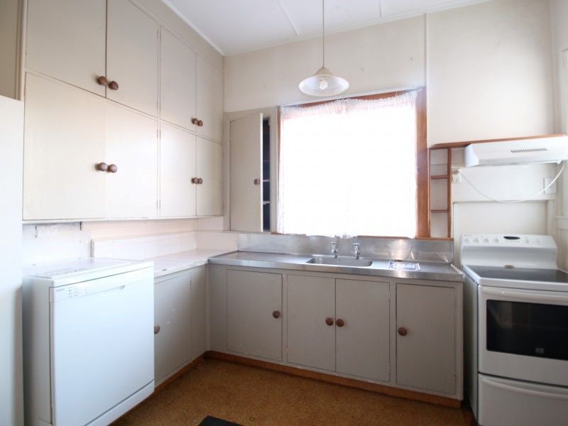 802 Main Street, Roslyn, Palmerston North City, 4 ห้องนอน, 1 ห้องน้ำ