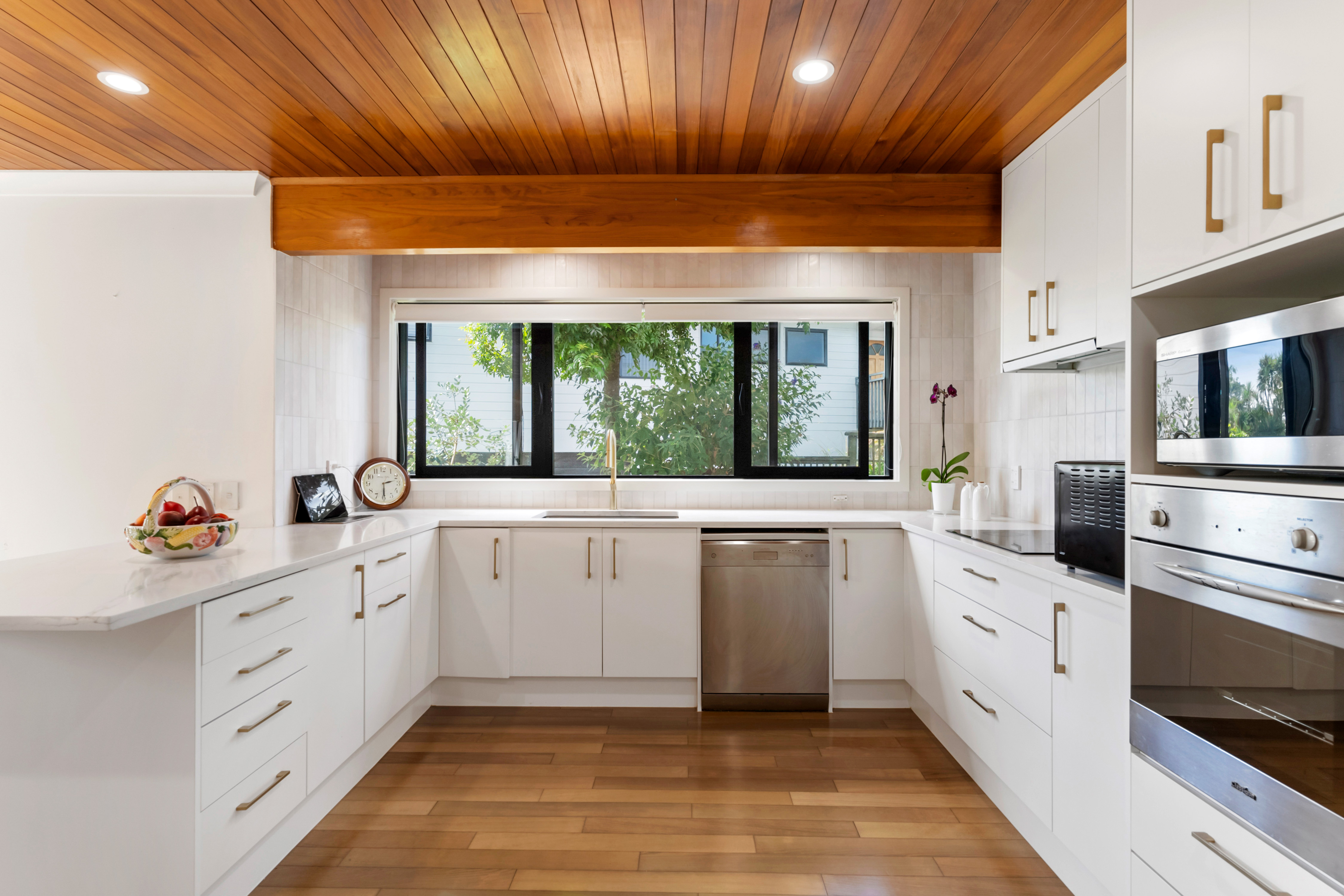 42c Redwing Street, Browns Bay, North Shore City, 4 ਕਮਰੇ, 2 ਬਾਥਰੂਮ, House