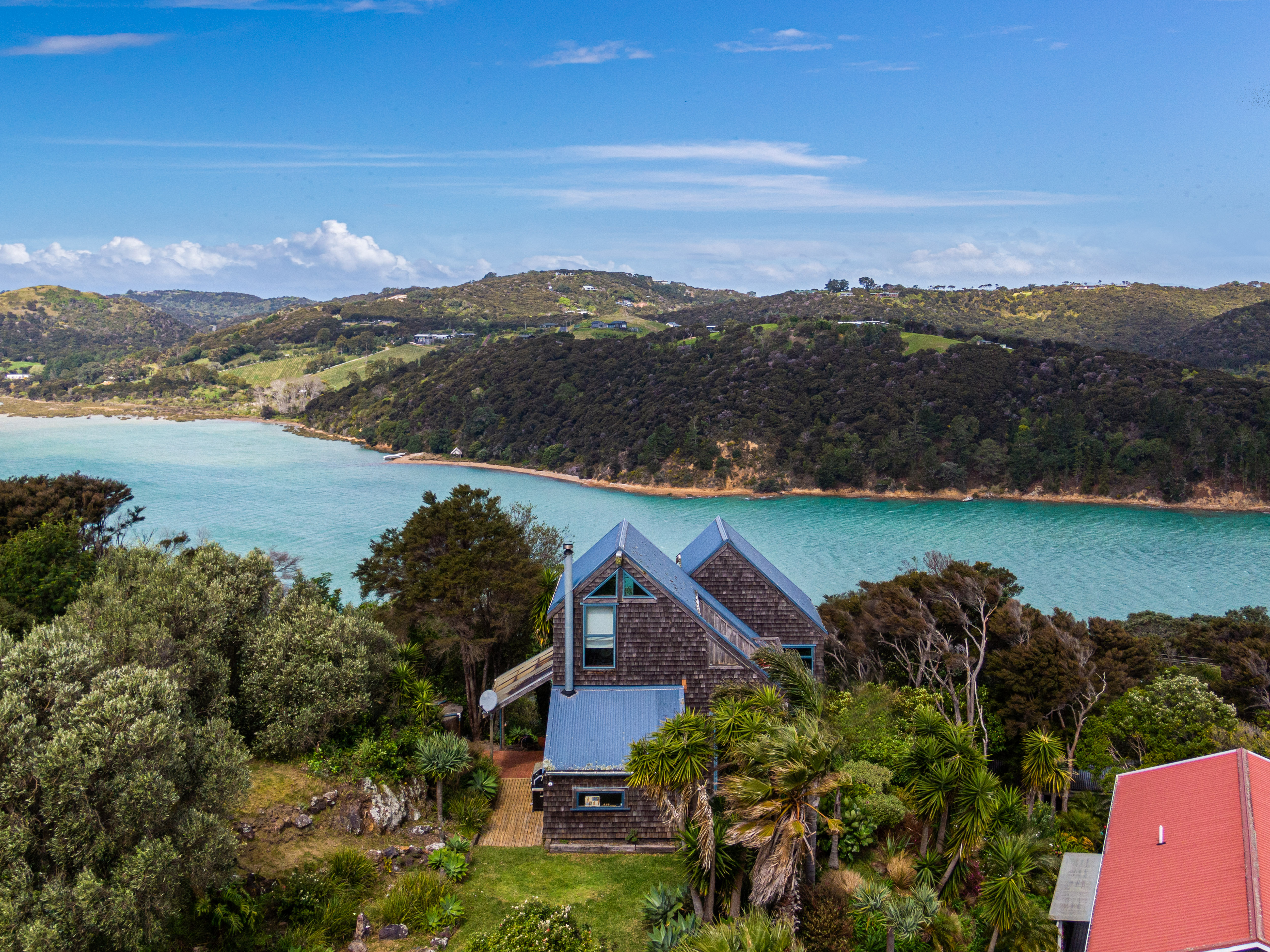 41 Albert Crescent, Ostend, Waiheke Island, 3 Bedrooms, 2 Bathrooms