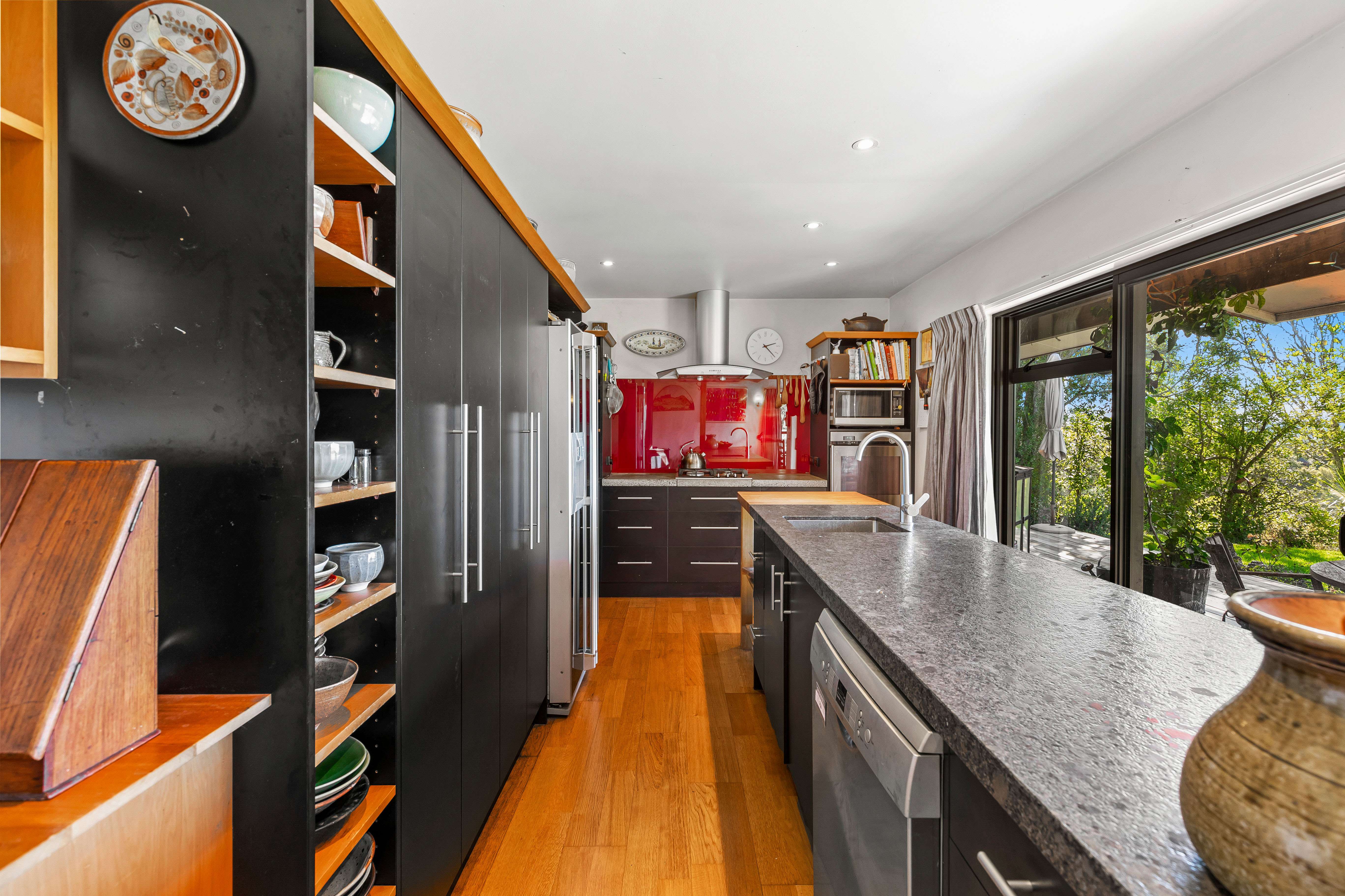 9 Vaughans Road, Okura, North Shore City, 5 Bedrooms, 2 Bathrooms, House