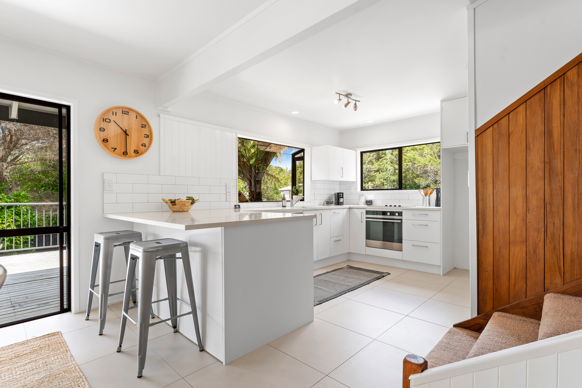 6 Elliston Crescent, Stanmore Bay, Rodney, 5 कमरे, 3 बाथरूम, House