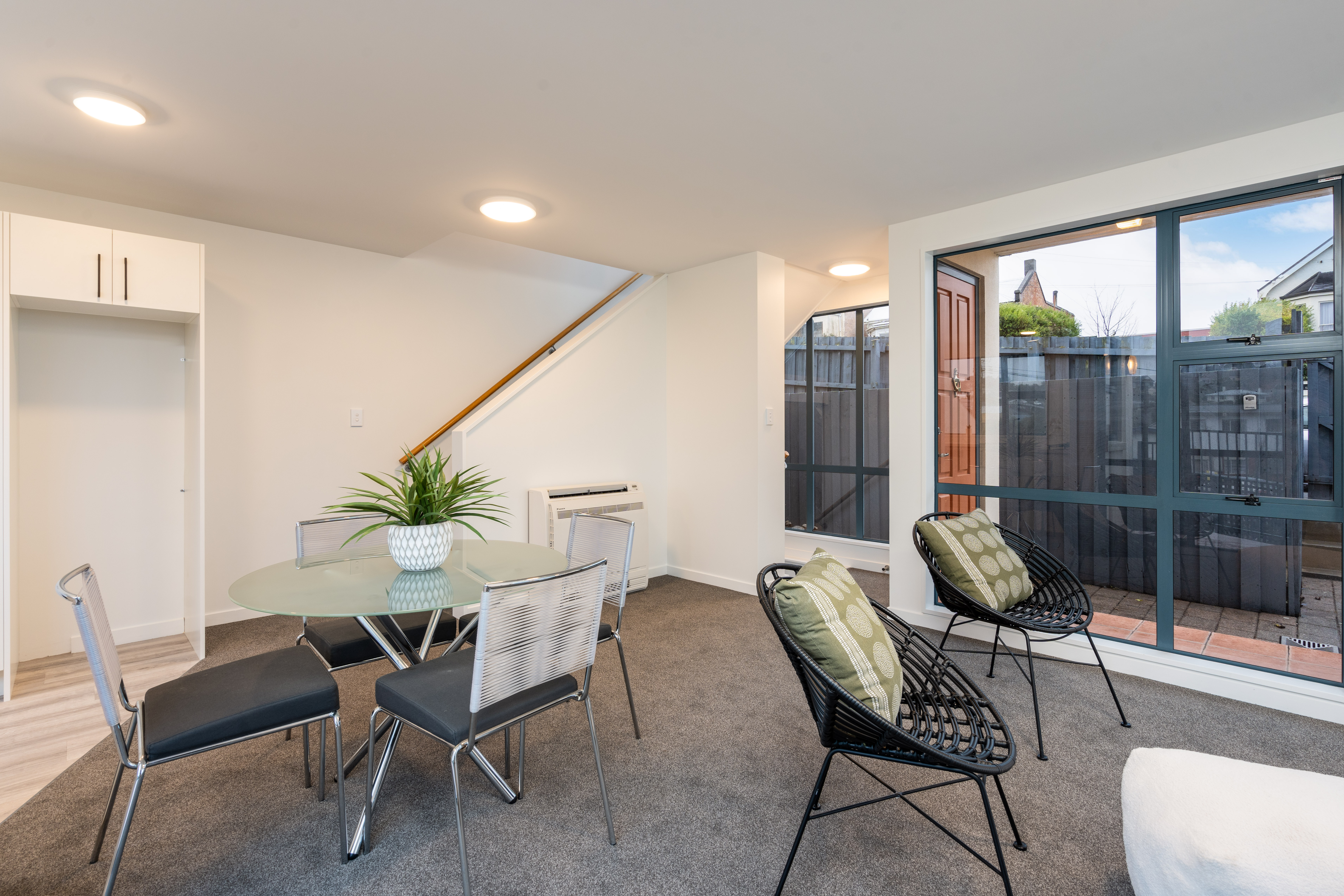 1/3 Russell Street, Dunedin Central, Dunedin City, 2 कमरे, 0 बाथरूम, House
