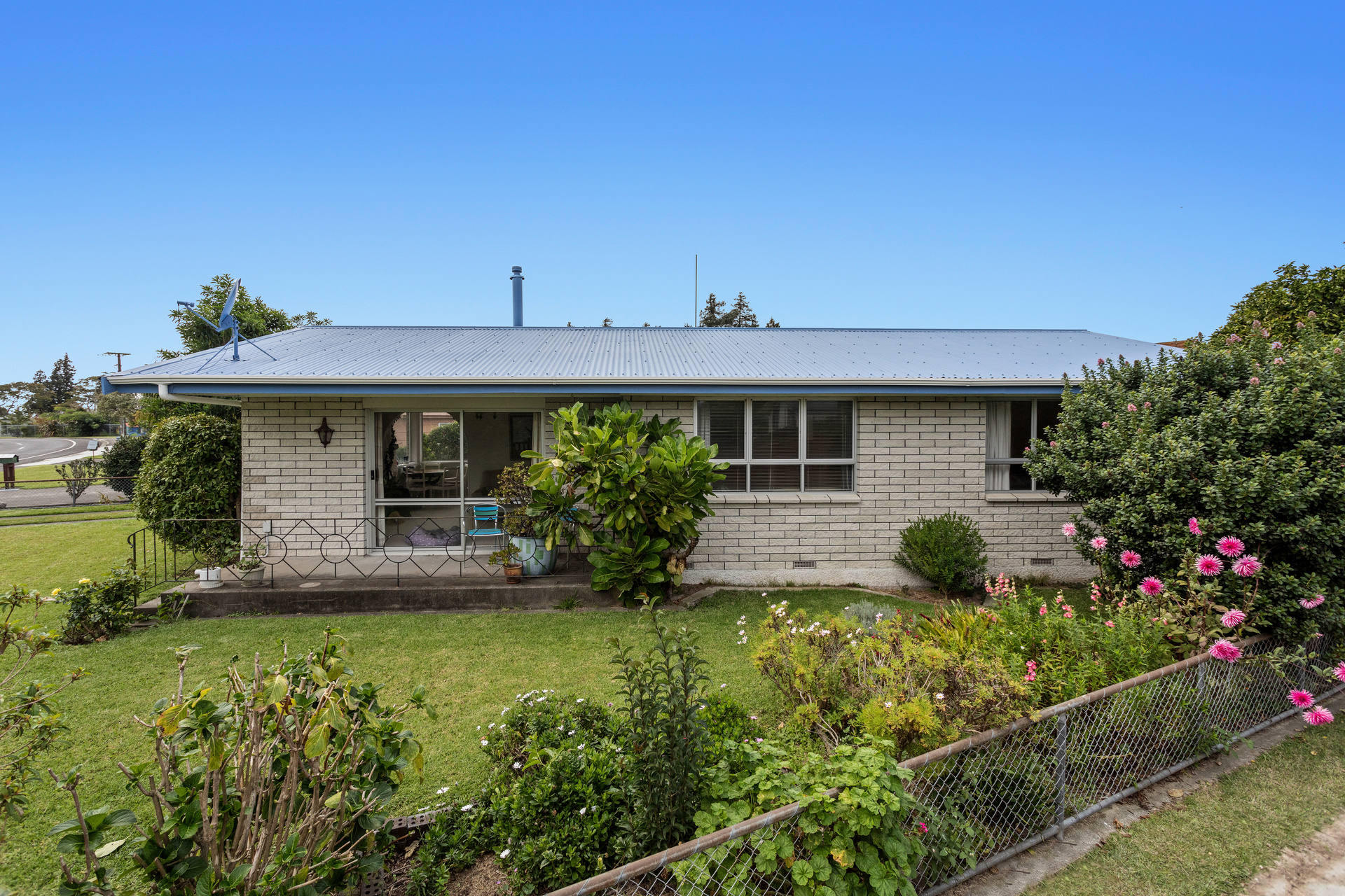 167 College Road, Edgecumbe