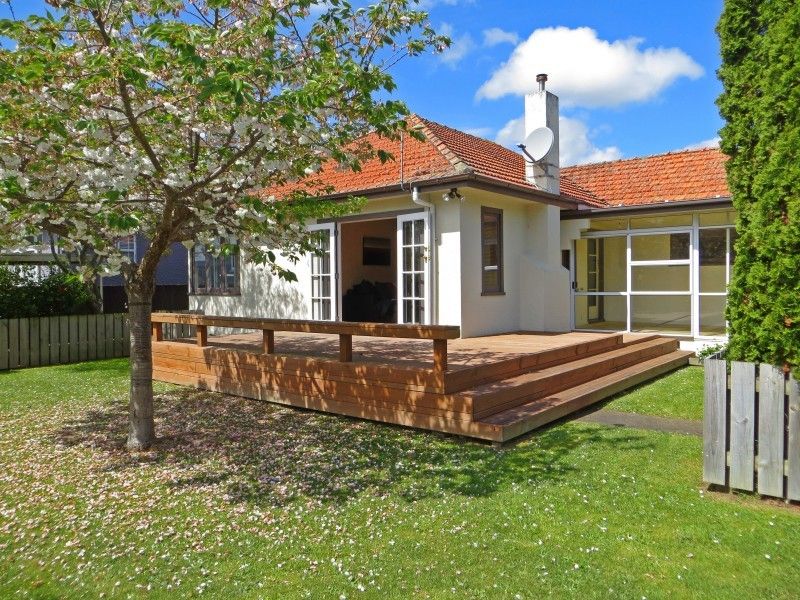 42 Rainforth Street, Roslyn, Palmerston North City, 3部屋, 1バスルーム