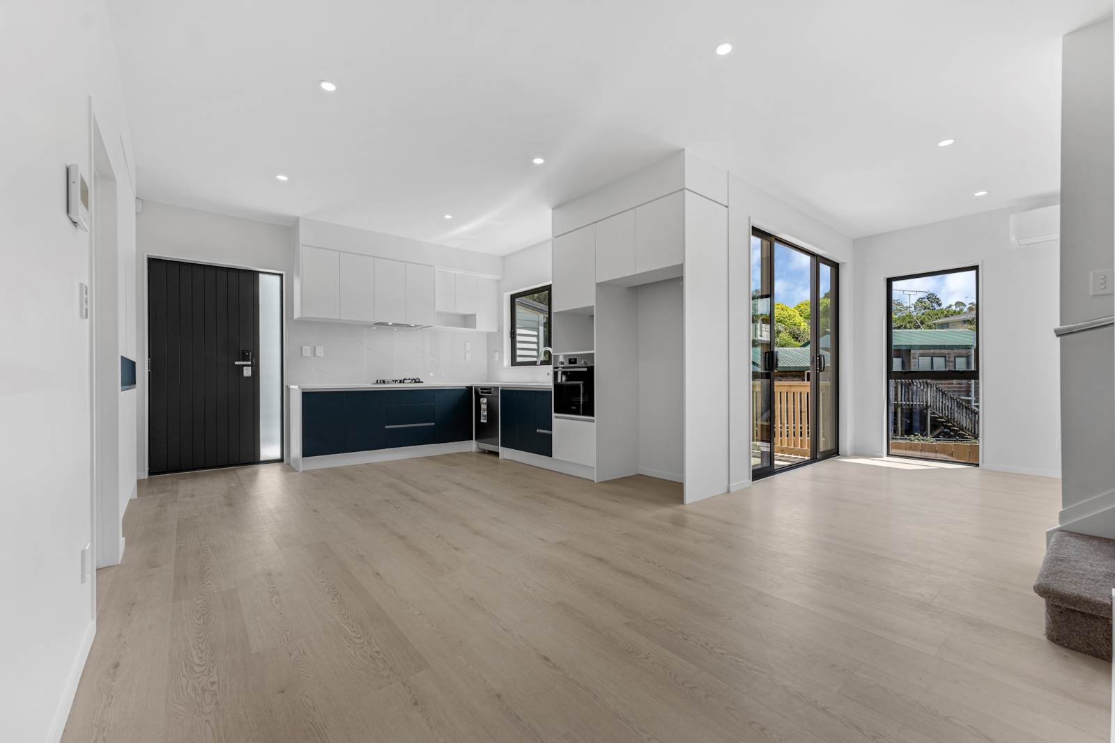 16c Downing Street, Glenfield, North Shore City, 4房, 3浴, House