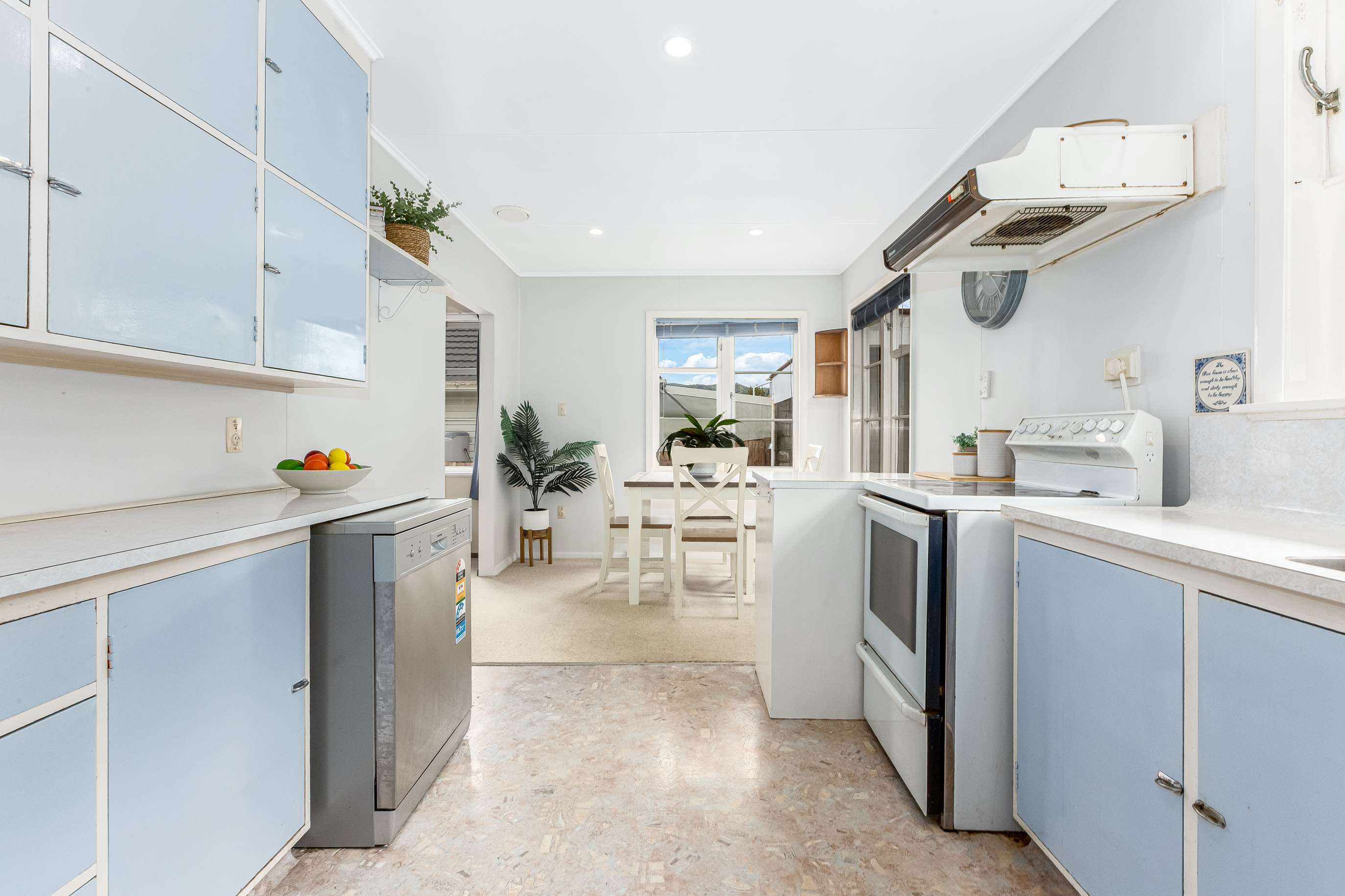 35 Castlerea Street, Wainuiomata, Lower Hutt, 3 कमरे, 1 बाथरूम, House