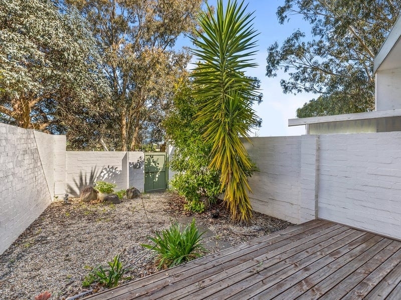 LAMBRIGG COURT 196A BEASLEY ST, Farrer, Woden Valley District, 0 ห้องนอน, 0 ห้องน้ำ, Townhouse