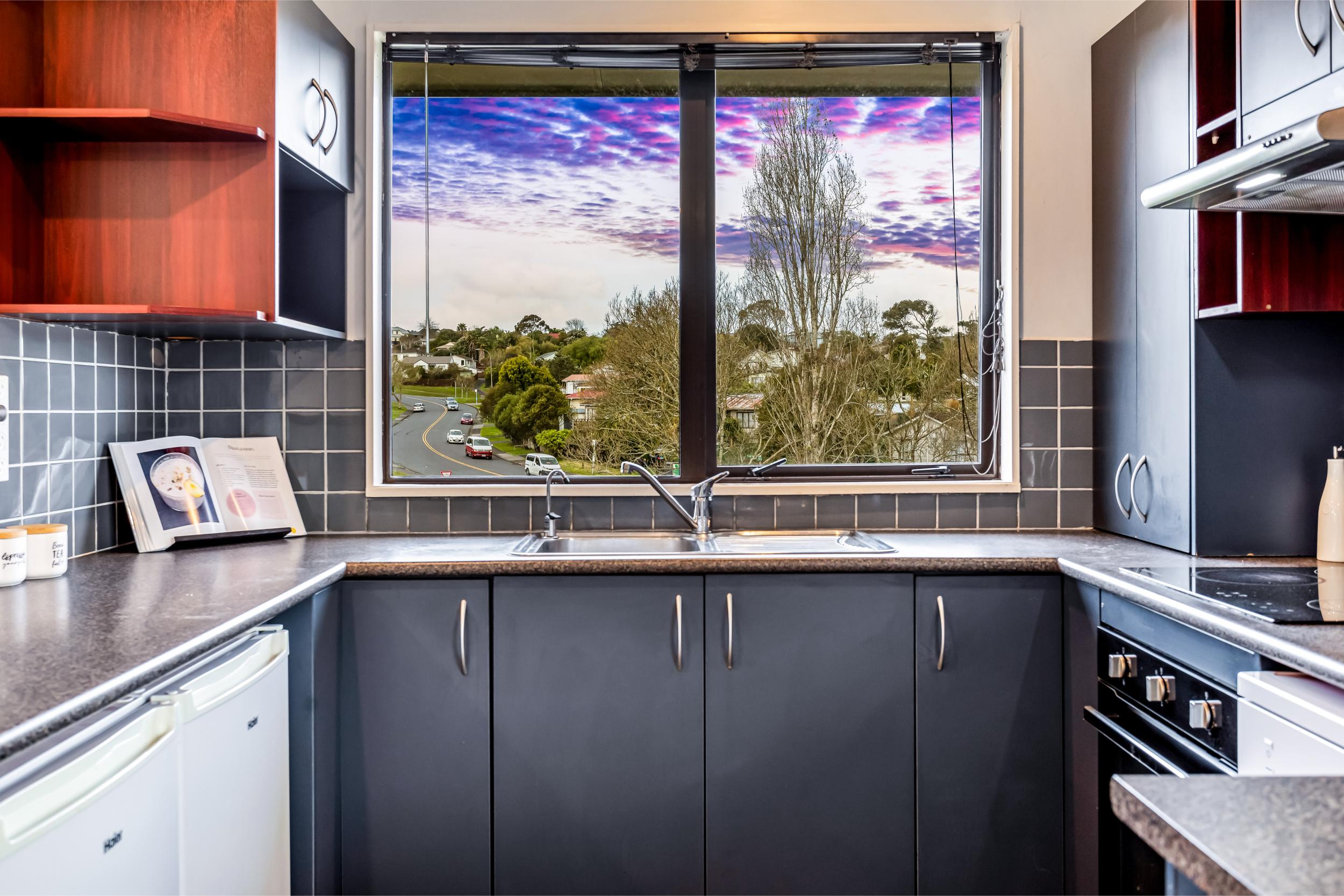 2/4 Elizabeth Drive, West Harbour, Waitakere City, 3部屋, 0バスルーム, House