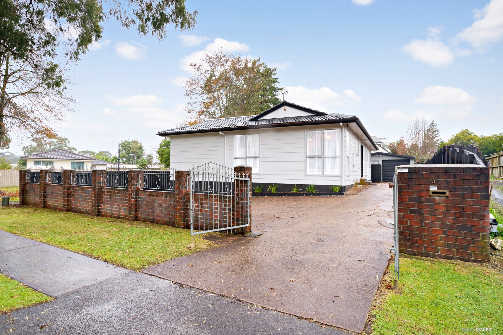 Residential  Mixed Housing Suburban Zone