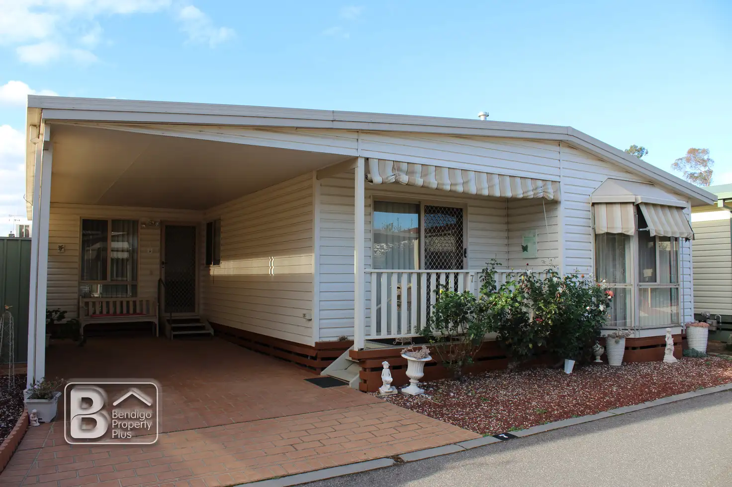 266-270 HIGH ST, Kangaroo Flat, Bendigo, 0 Kuwarto, 0 Banyo, Lifestyle Property